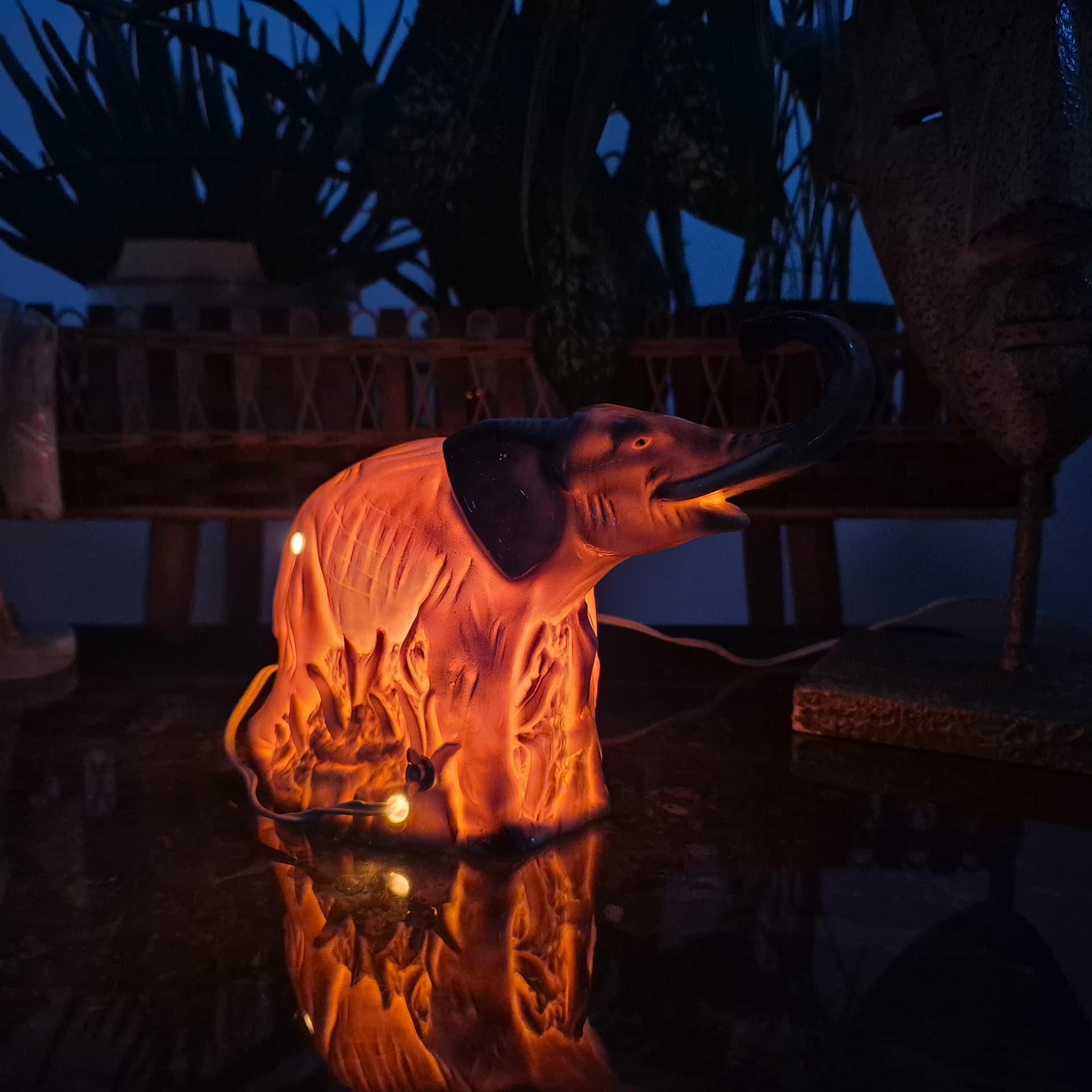 Porcelanowa lampka w kształcie słonia, Niemcy lata 60 - 92423