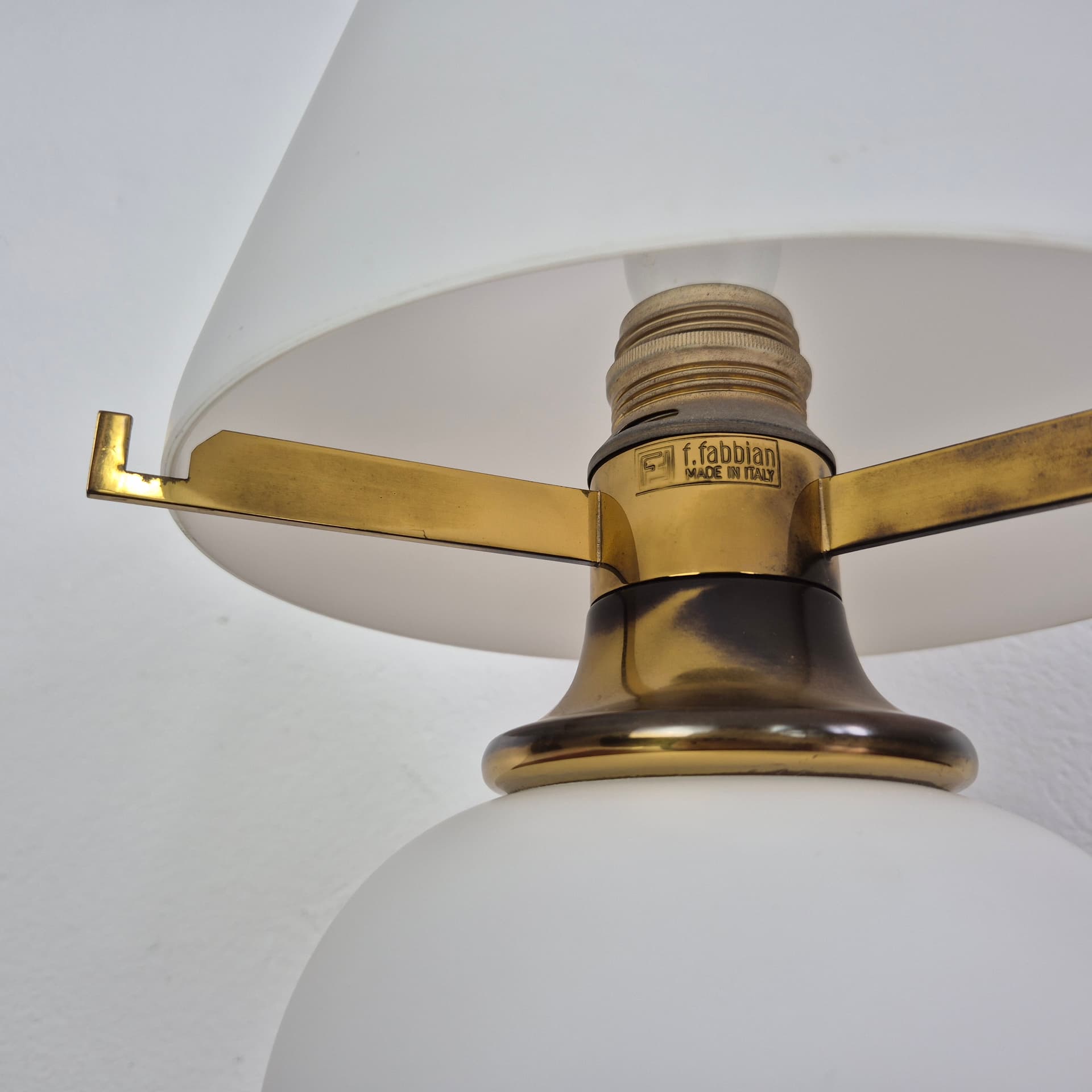 Lampa ze szkła Murano z podświetlaną podstawą, F. Fabbian, Włochy lata 70 - 92553