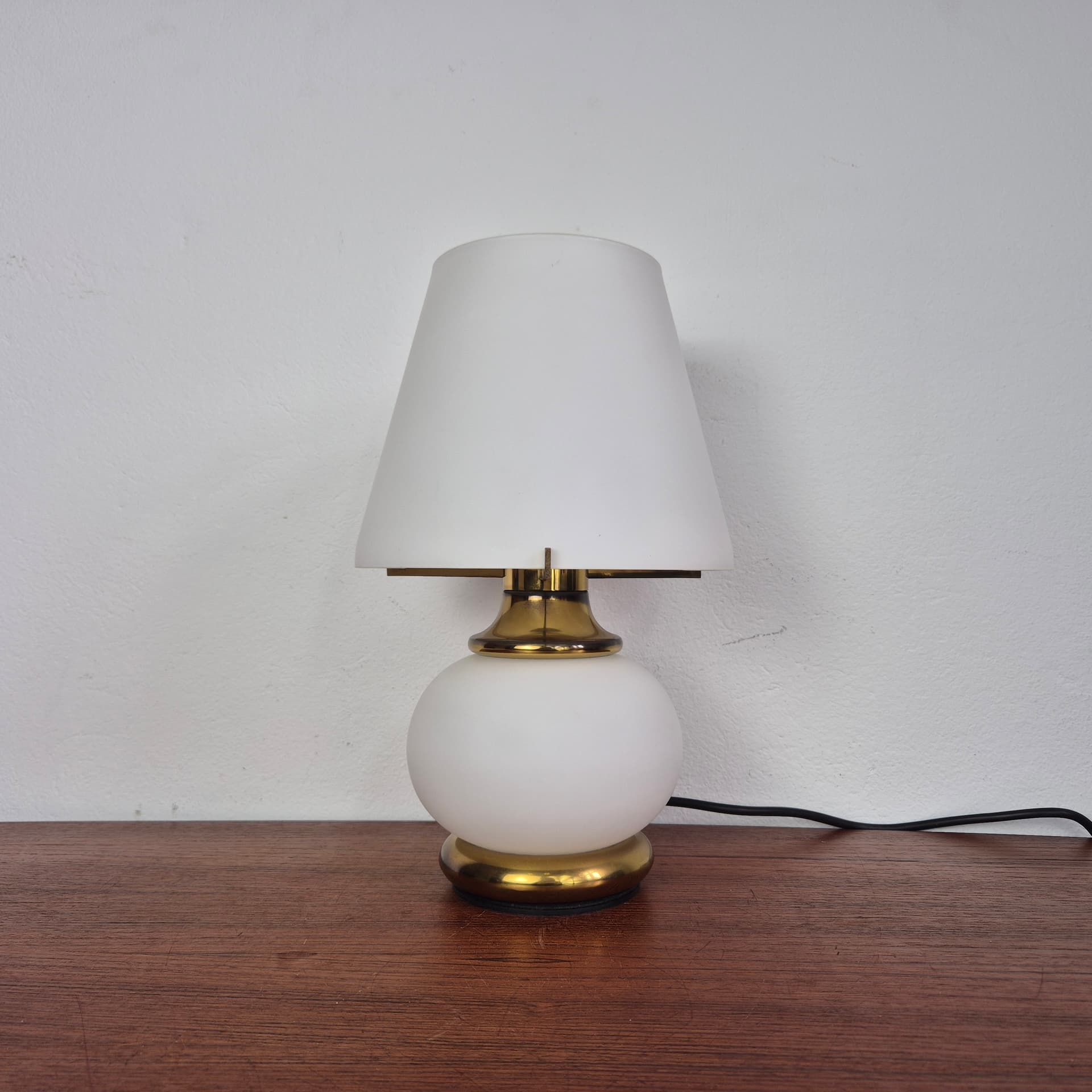 Lampa ze szkła Murano z podświetlaną podstawą, F. Fabbian, Włochy lata 70 - 92554