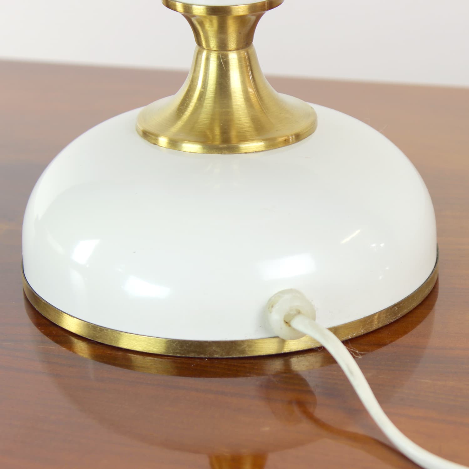 Lampa stołowa Space Age, szkło opalowe białe, metal kremowy, Napako, Czechosłowacja, lata 70. - 92915