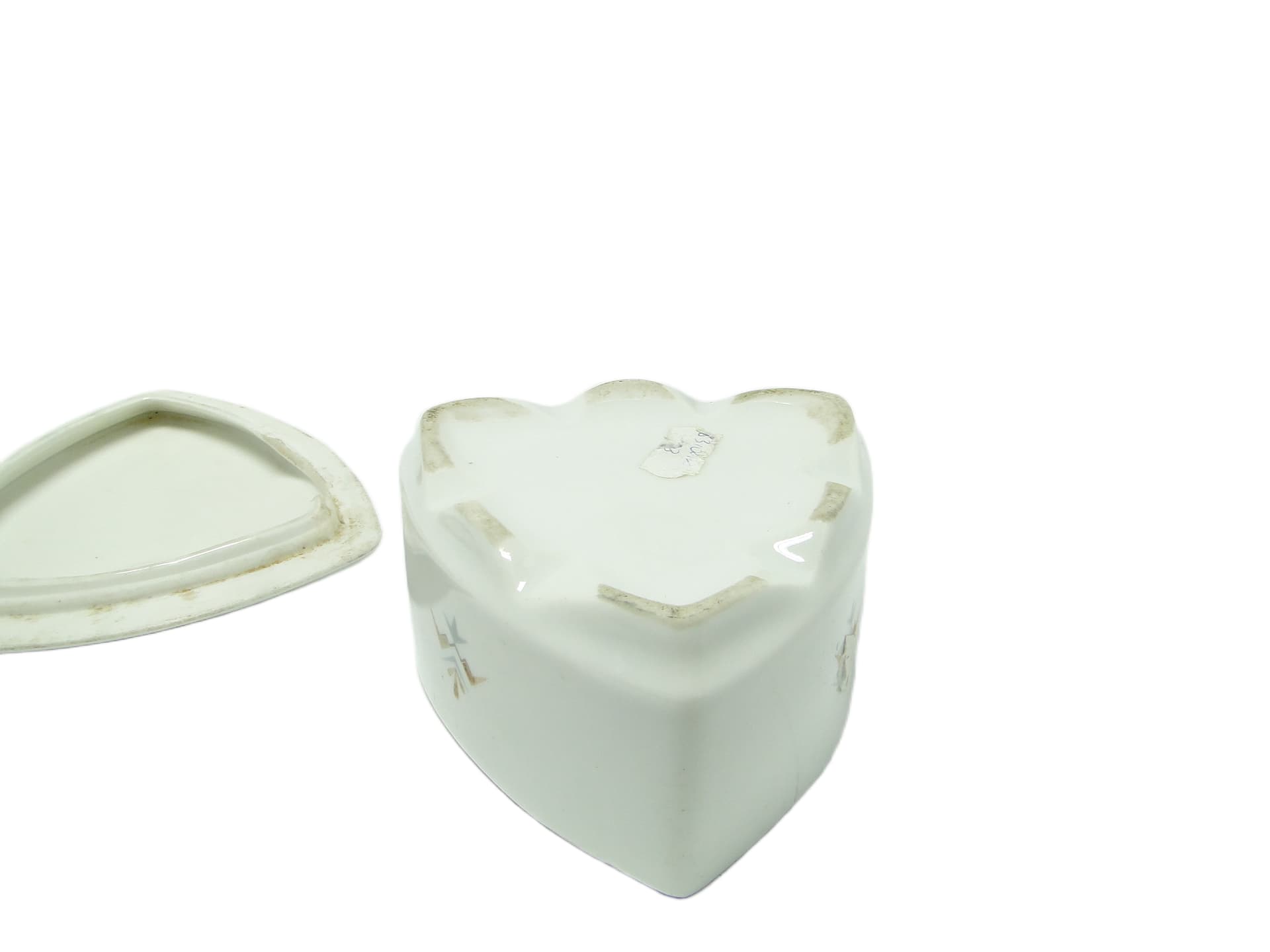 Art Deco bonbonniere, ivory white porcelain, Germany, 1930s. - 93414