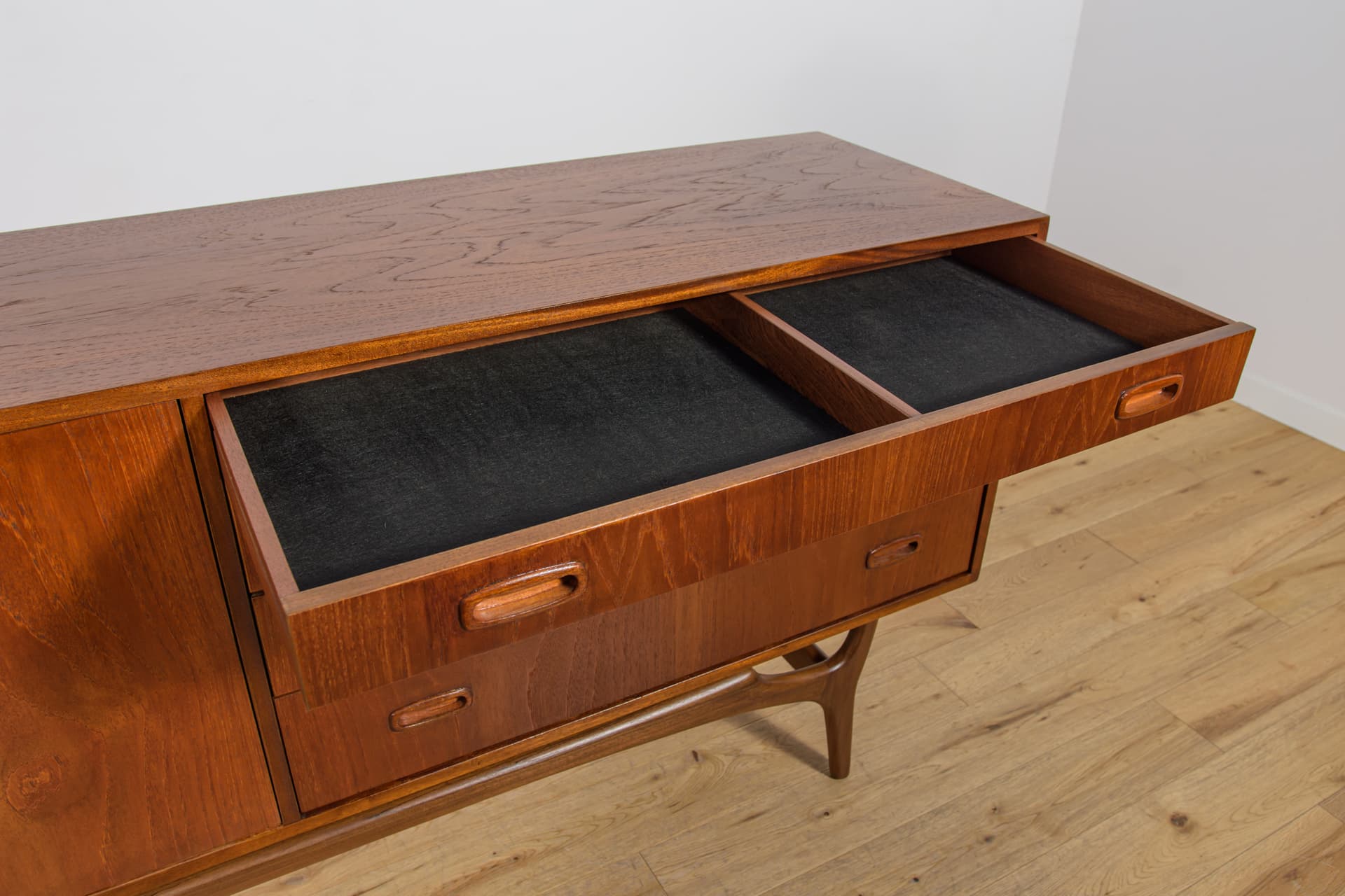 Komoda, Greaves & Thomas, Wielka Brytania, lata 60. - 93510