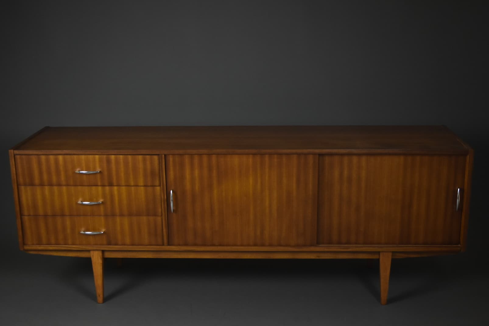 Komoda Violetta, Polska, Lata 60. PRL - 93882