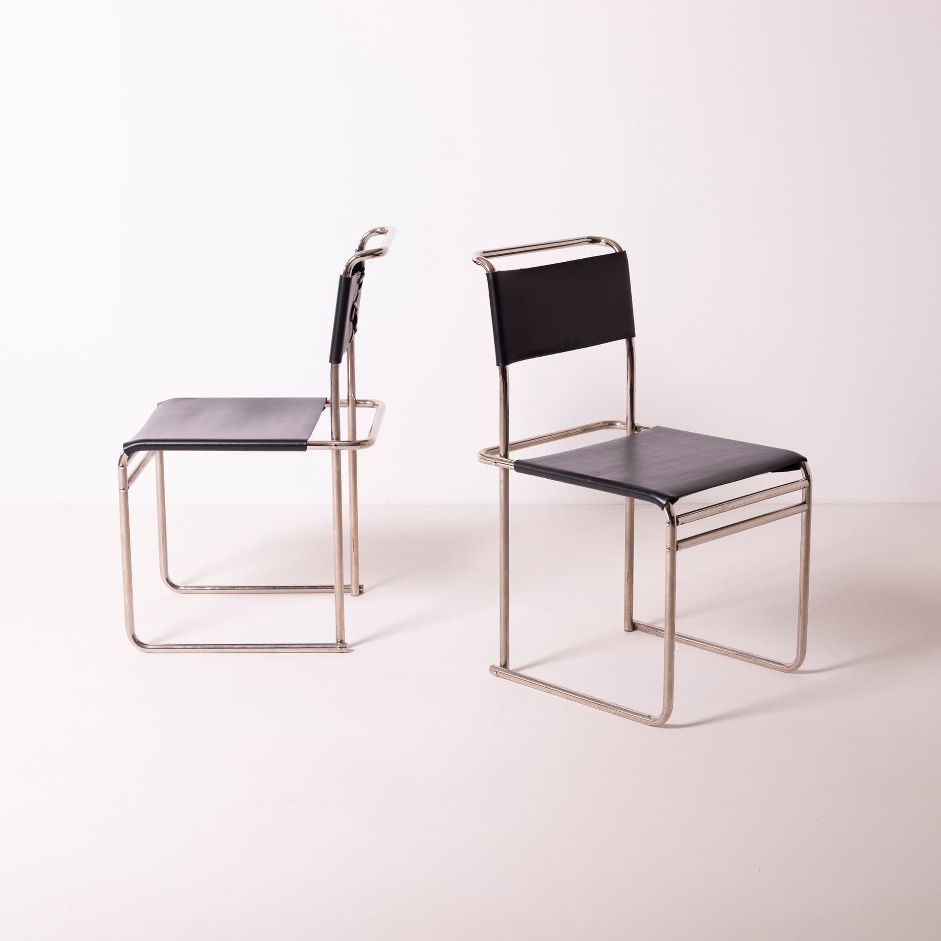 Krzesło B40, skóra czarna, stal niklowana, proj. M. Breuer, Tecta, Niemcy, lata 30. - 93938