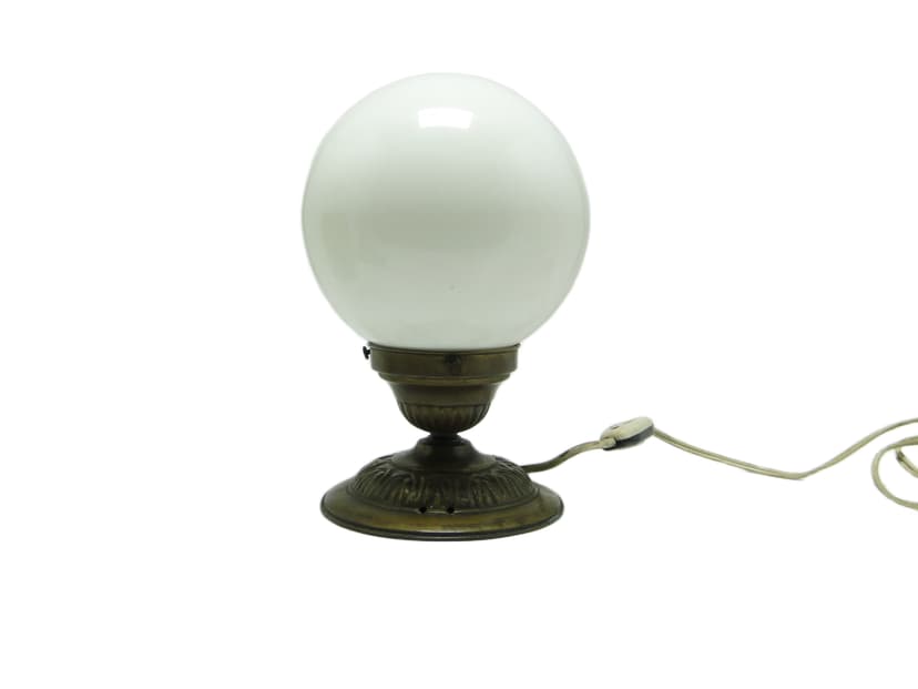 Lampa stołowa Art déco, szkło białe, Polska, lata 30.