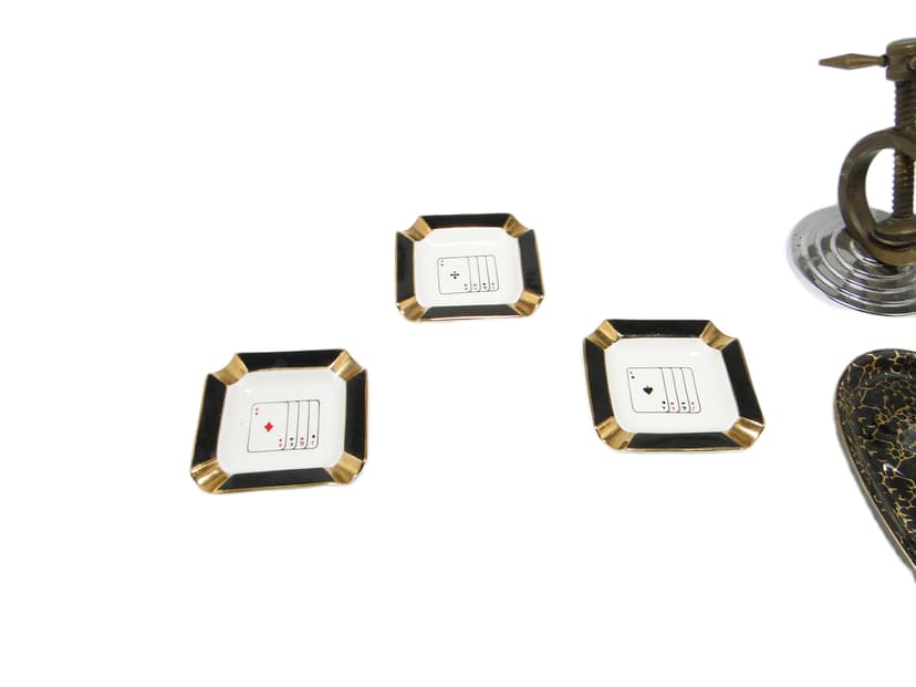 Zestaw trzech popielniczek brydżowych, mid-century modern, porcelana, Ćmielów, Polska, lata 60.