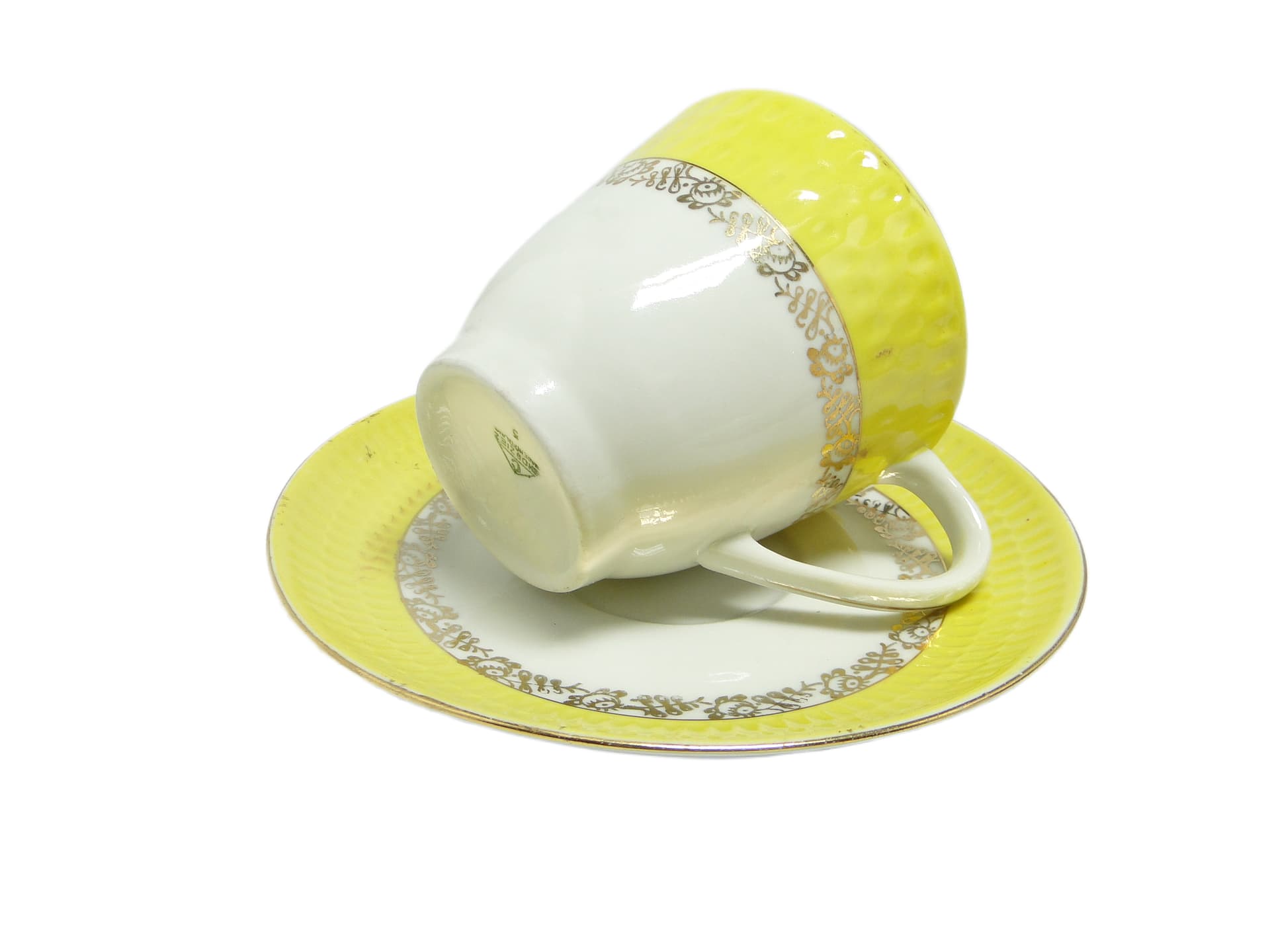 Zestaw filiżanki i spodka Karol, porcelana żółta, Chodzież, Polska, lata 70. - 95375