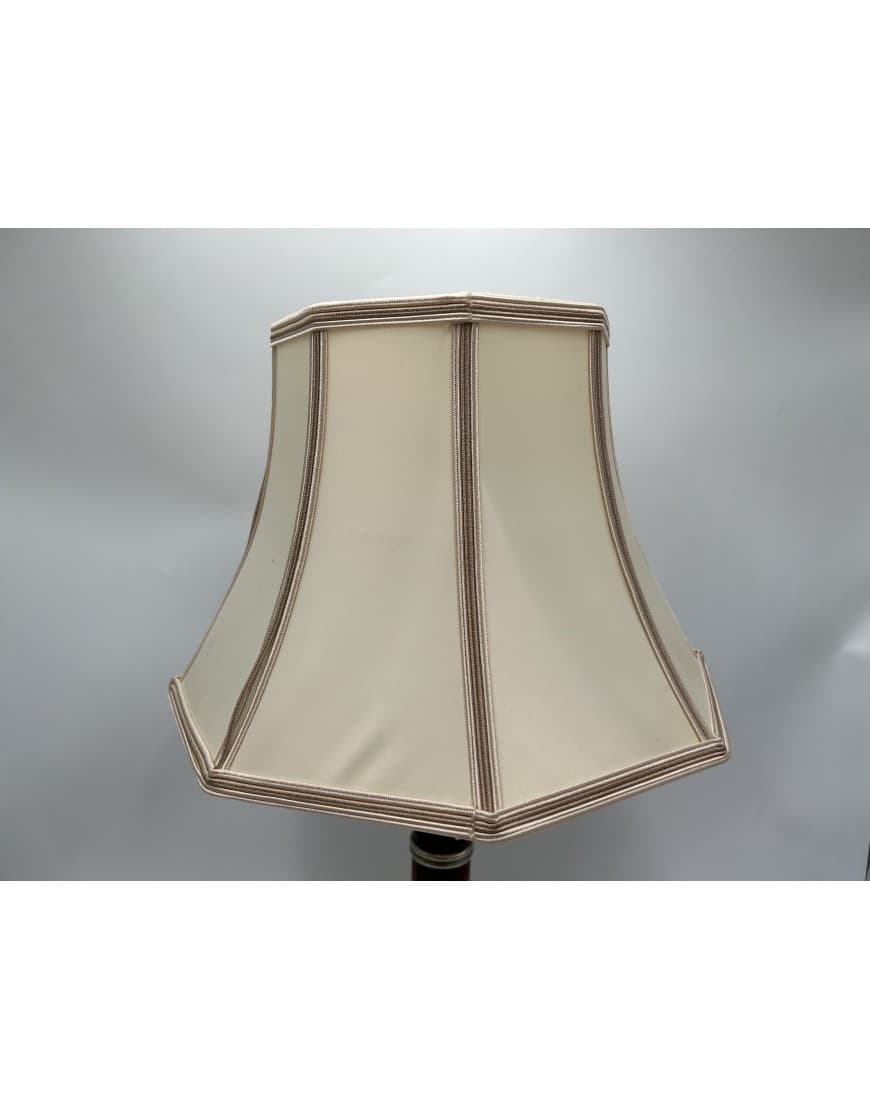 Beżowa lampa stołowa, proj. J. Andersen, Dania, lata 20. - 57851