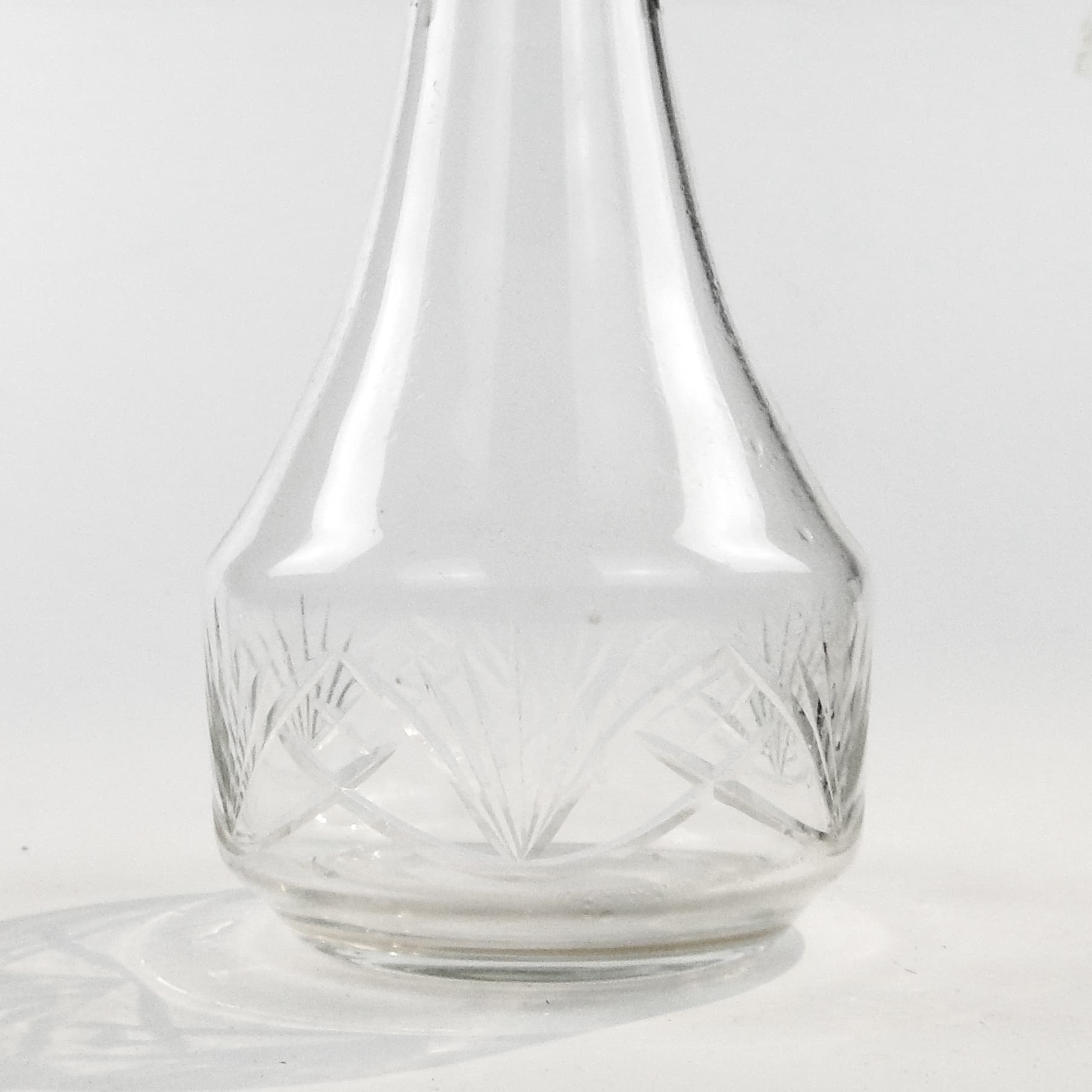 Decanter, Art Deco, crystal, Sweden, 1920s. - 97615