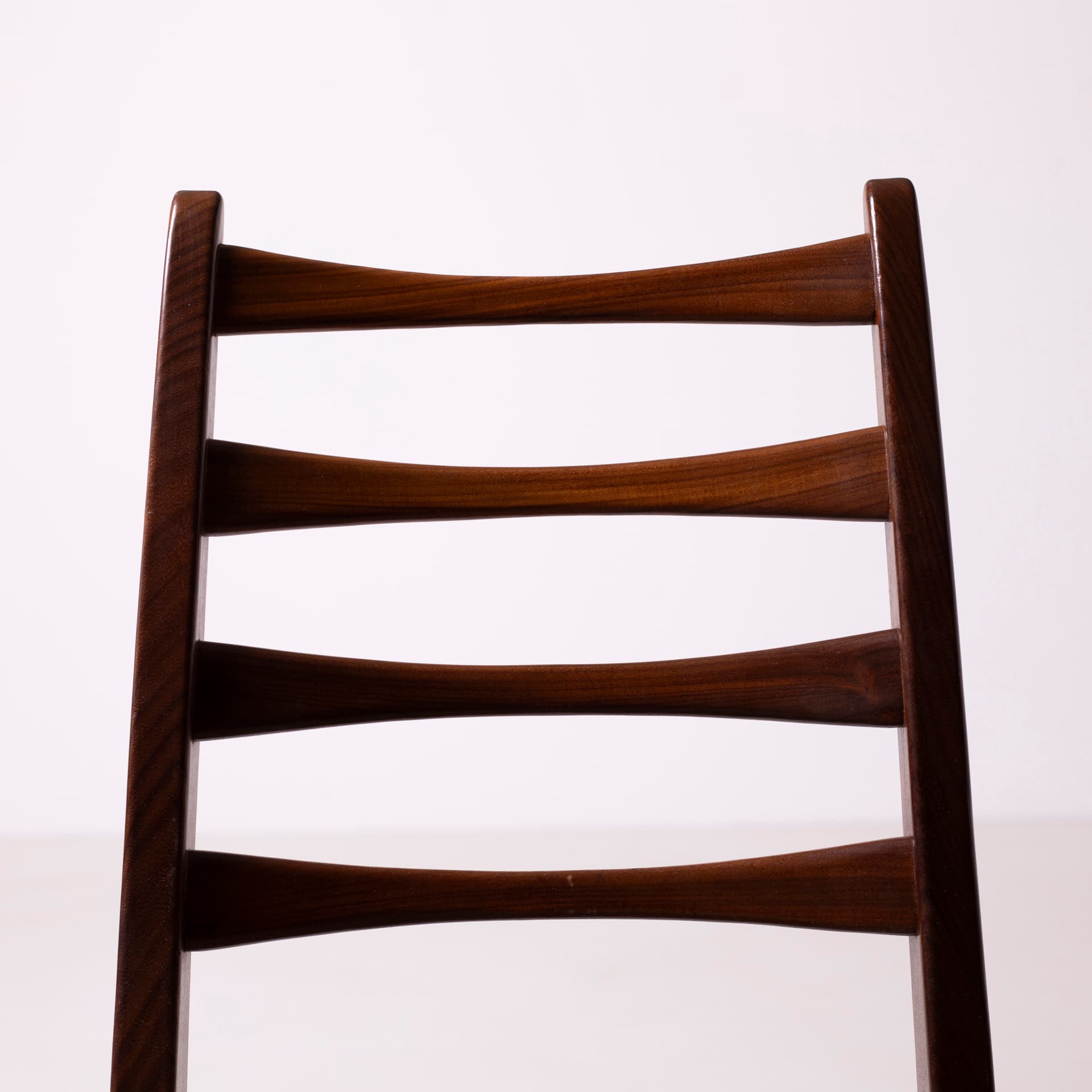 Zestaw pięciu krzeseł do jadalni, drewno tekowe afromosia jasnobrązowy, Dania, lata 60. - 94925