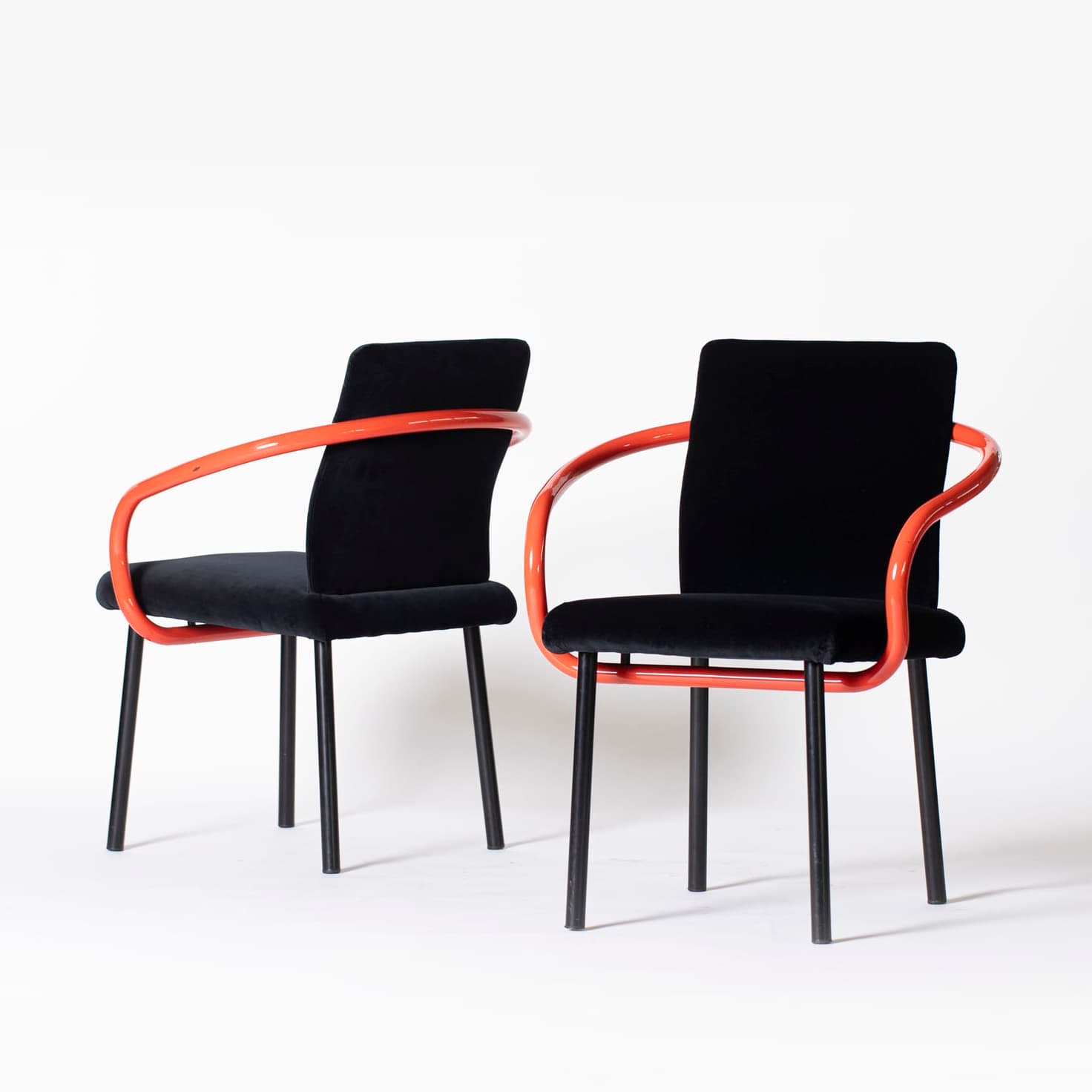 Armchair Mandarin, black velvet, red steel, by E. Sottsass, Knoll, Italy, 1990s. - 95444
