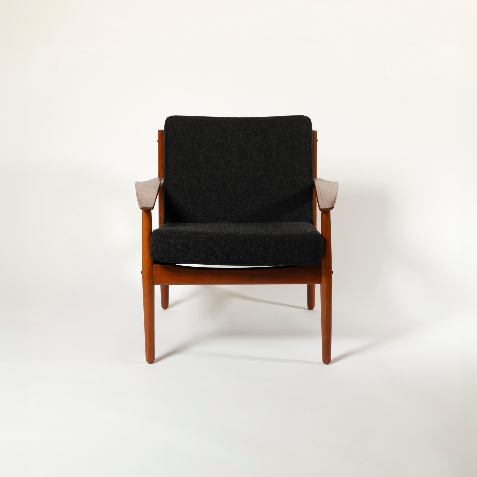 Armchair, black wool, teak, by A. Vodder, Glostrup Møbelfabrik, Denmark, 1960s. - 95518