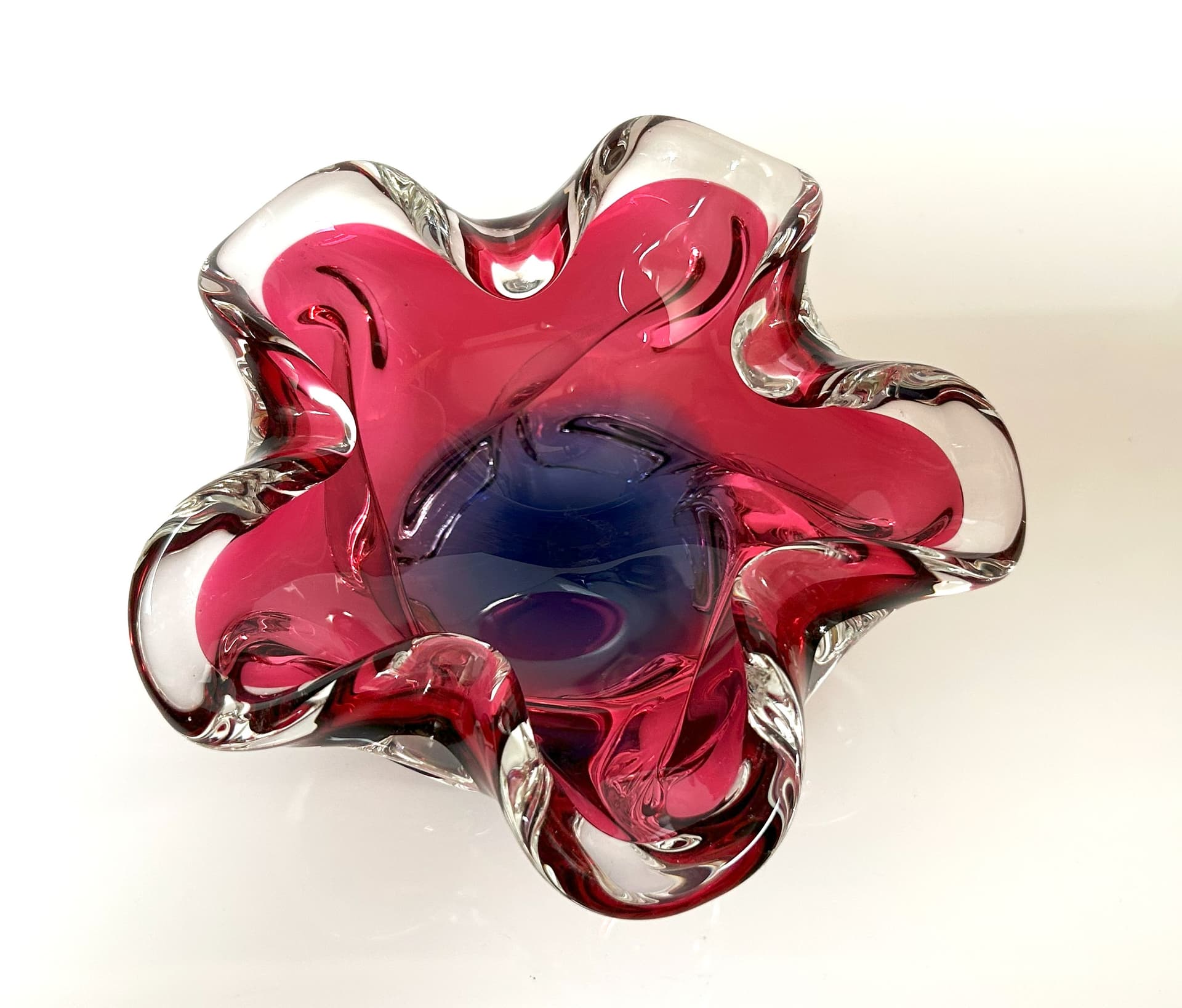 Artistic platter, multicolor glass, 1960s. - 95523