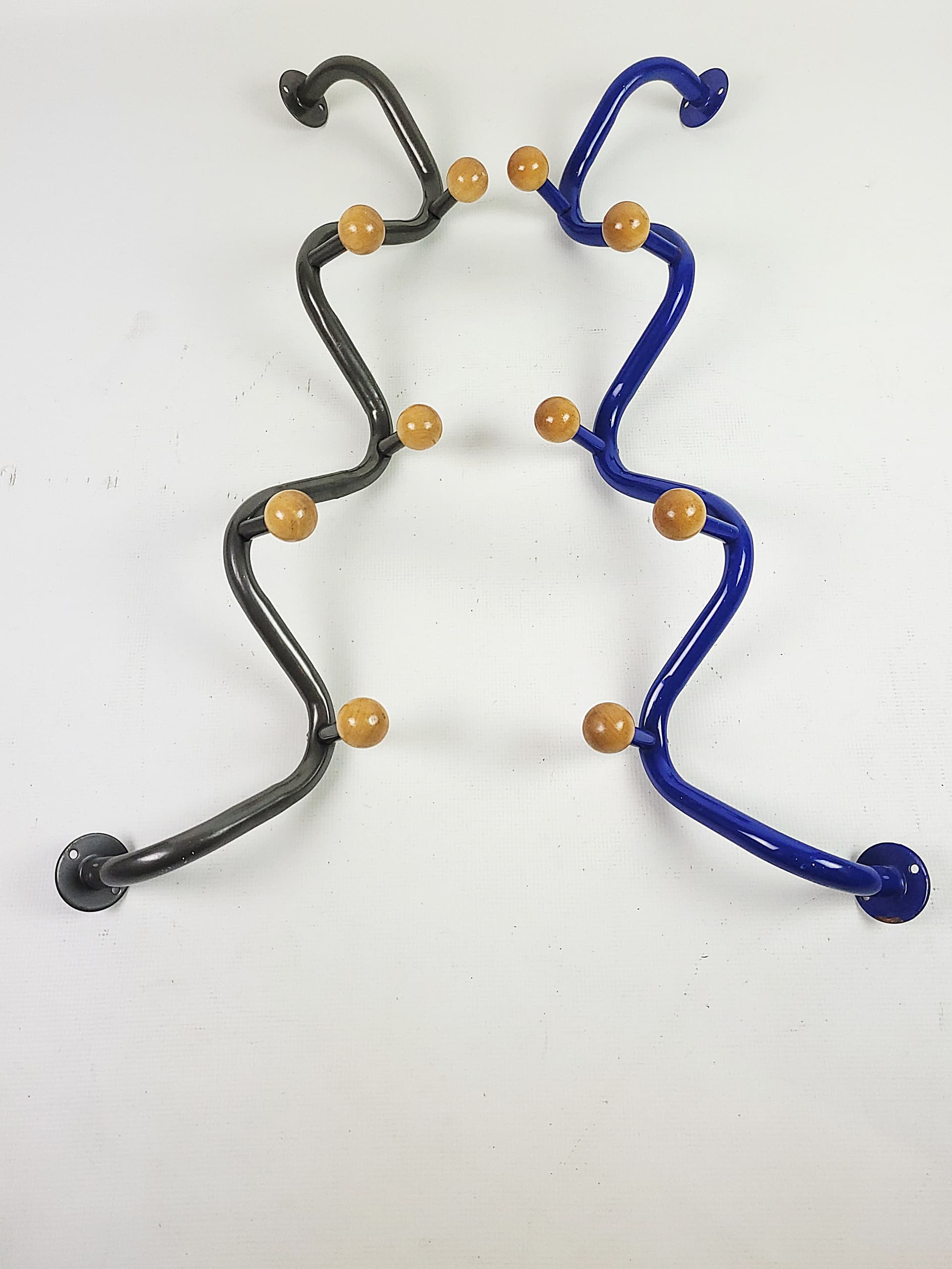 Wieszak ścienny z lat 90. - 96039