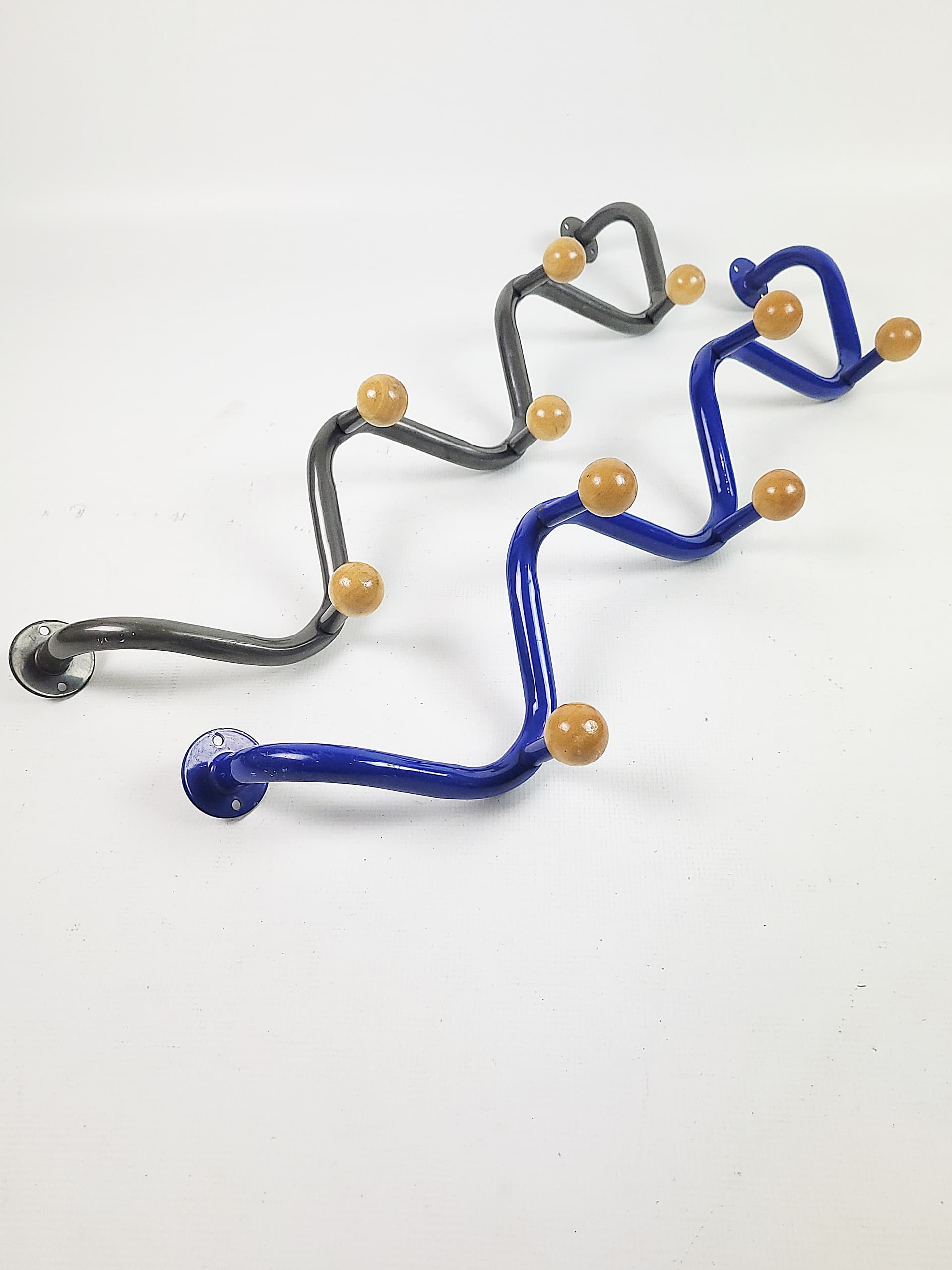 Wieszak ścienny z lat 90. - 96038