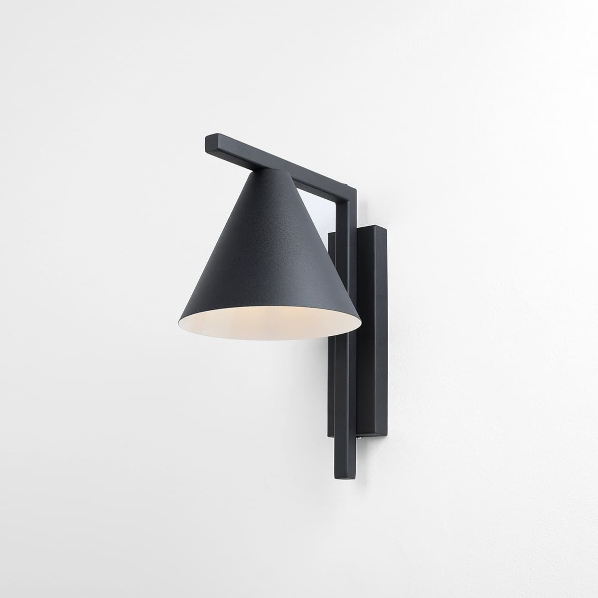 Form black wall lamp, Artera - 103443