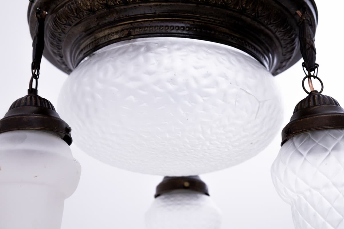 Brązowy żyrandol art déco, Polska, lata 40. - 57808