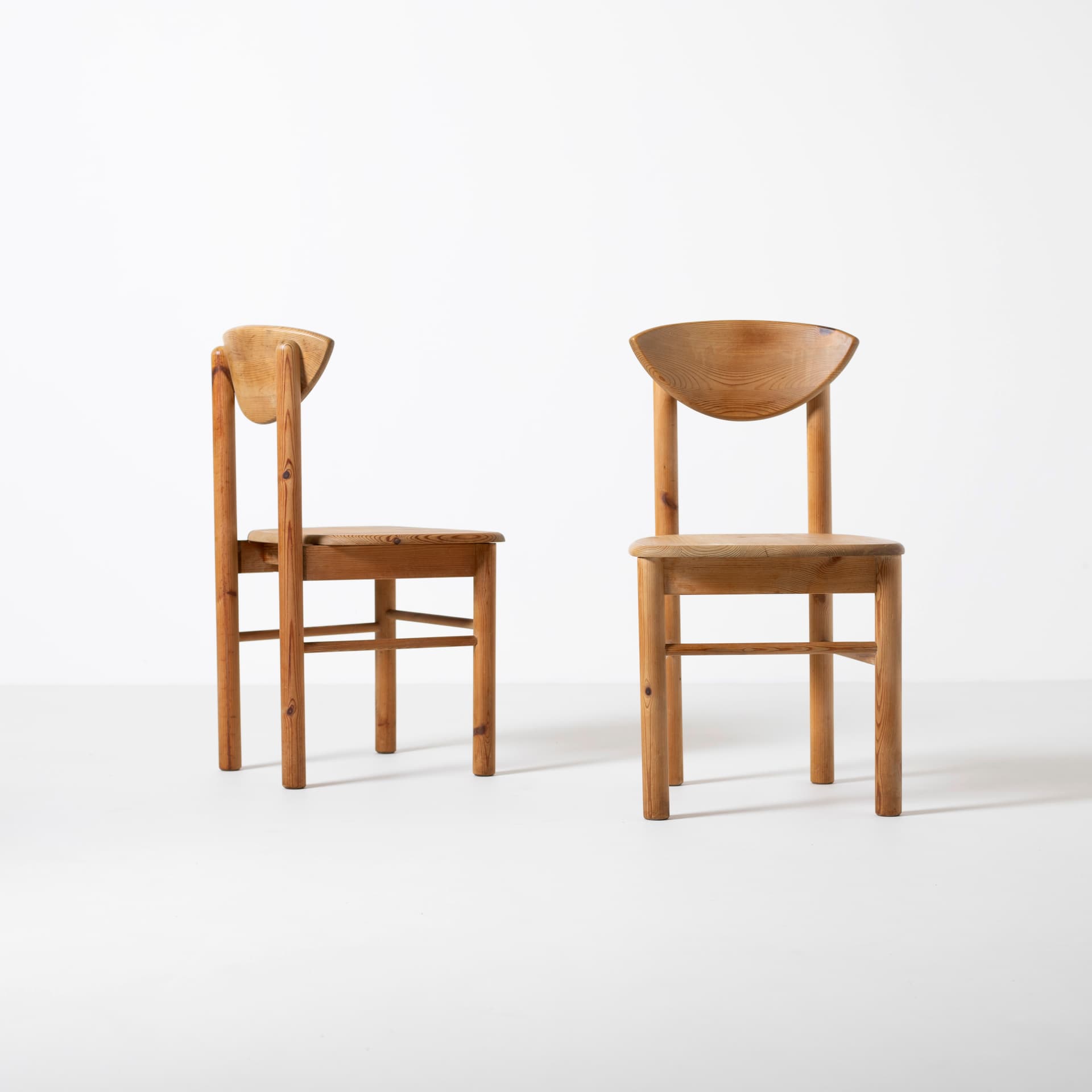 komplet czterech krzeseł jadalnianych, sosna jasnobrązowa, Dania, lata 70. - 96245