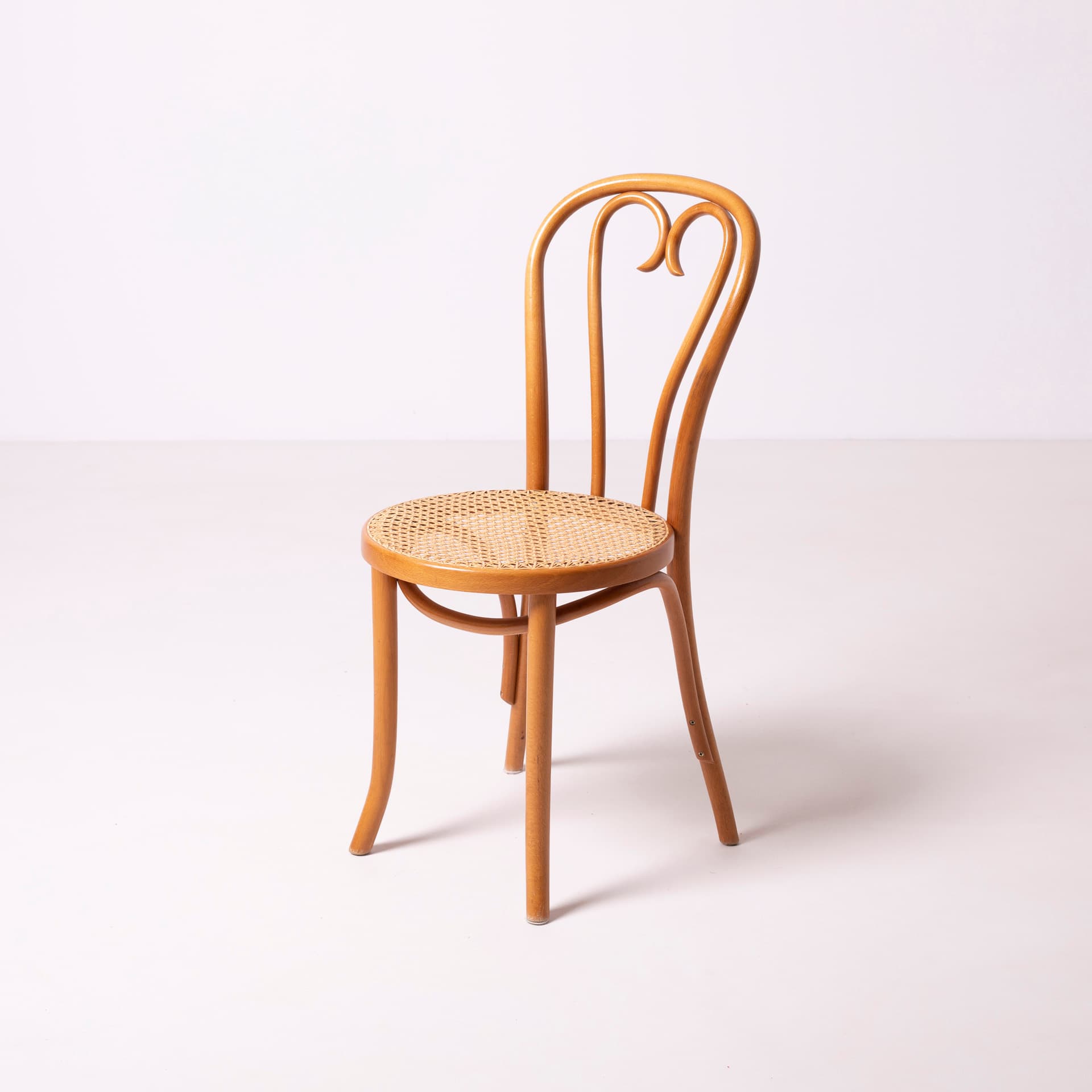 Set of Heart chairs, light brown beech, beige rattan, FAMEG Radomsko, Poland, 1980s. - 96259