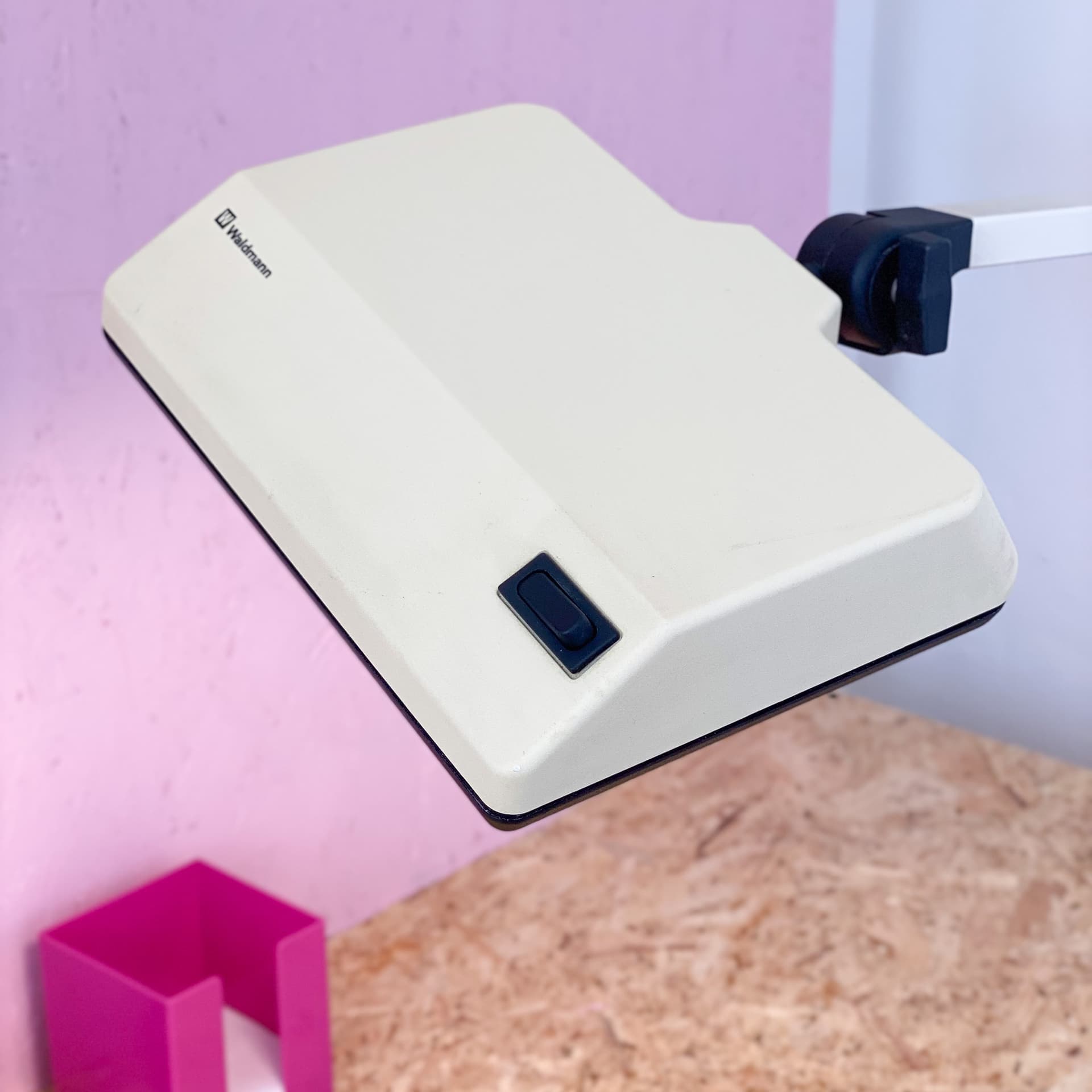 Lampa biurkowa Waldmann, beżowy, metal, lata 70. - 97072