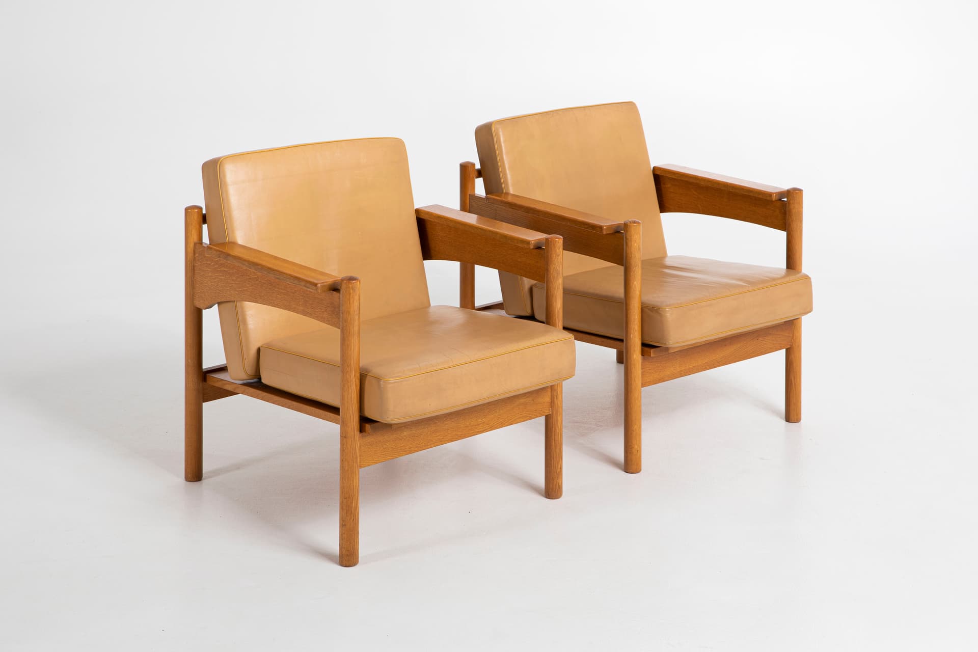 Para foteli, dąb, skóra beżowa, Uluv Krasna Jizba, Czechosłowacja, lata 60. - 97406