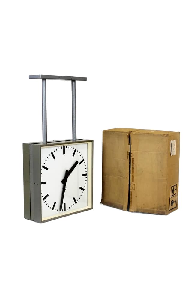 Zegar kolejowy dwustronny Pragotron, szary, metal, Czechosłowacja, lata 80. - WYMIARY