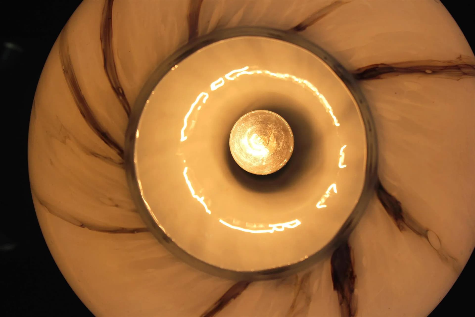 Lampa stołowa, szkło białe, proj. Š. Tabery, OPP Jihlava, Czechy, lata 70. - 98090