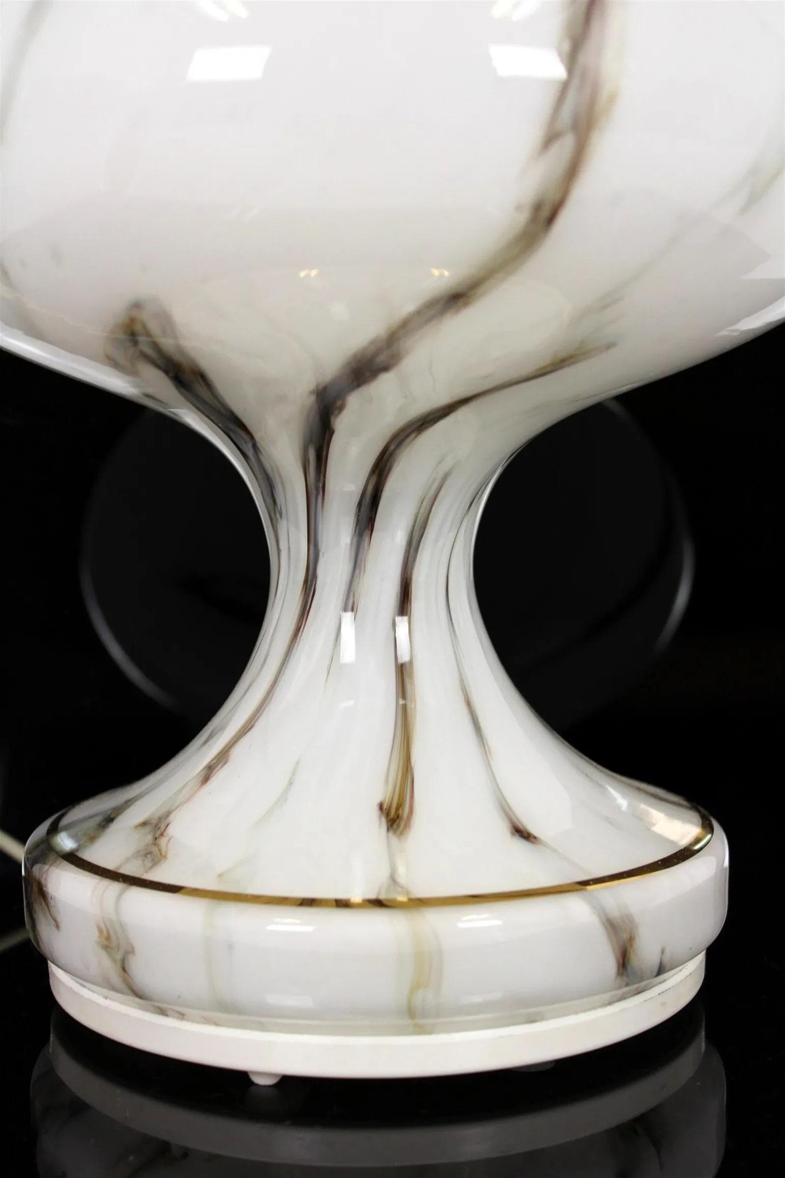 Lampa stołowa, szkło białe, proj. Š. Tabery, OPP Jihlava, Czechy, lata 70. - 98091