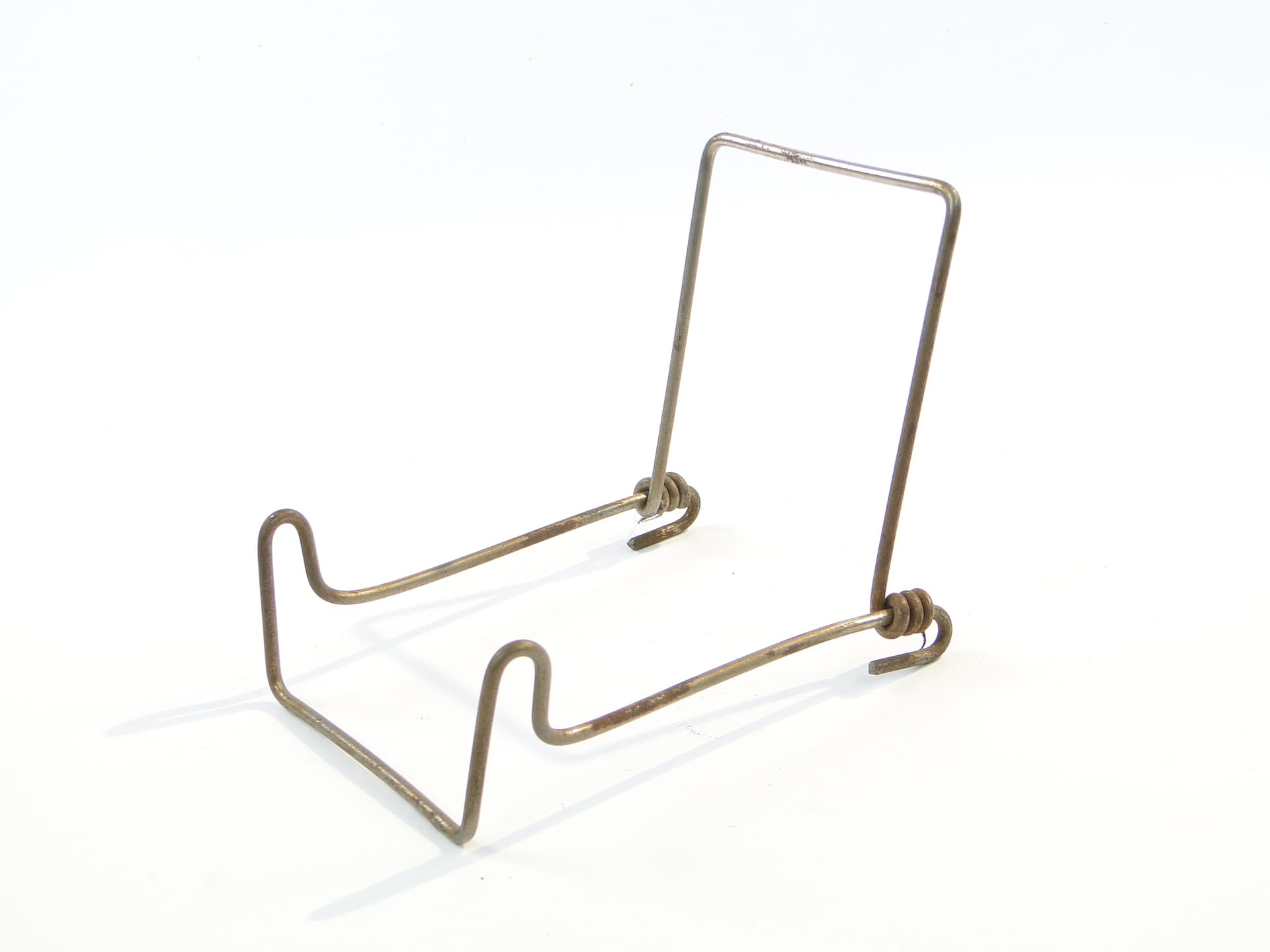 Plate stand, mid-century modern, metal, Poland, 1950s. - 98729