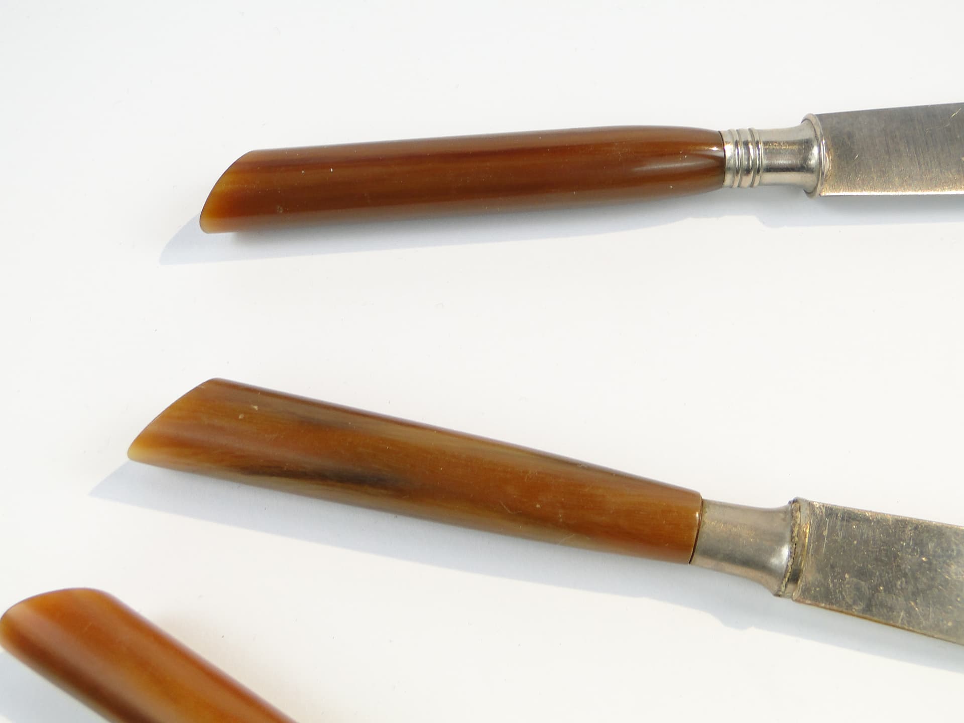 Knife set, mid-century modern, brown bakelite, Sweden, 1950s. - 98775