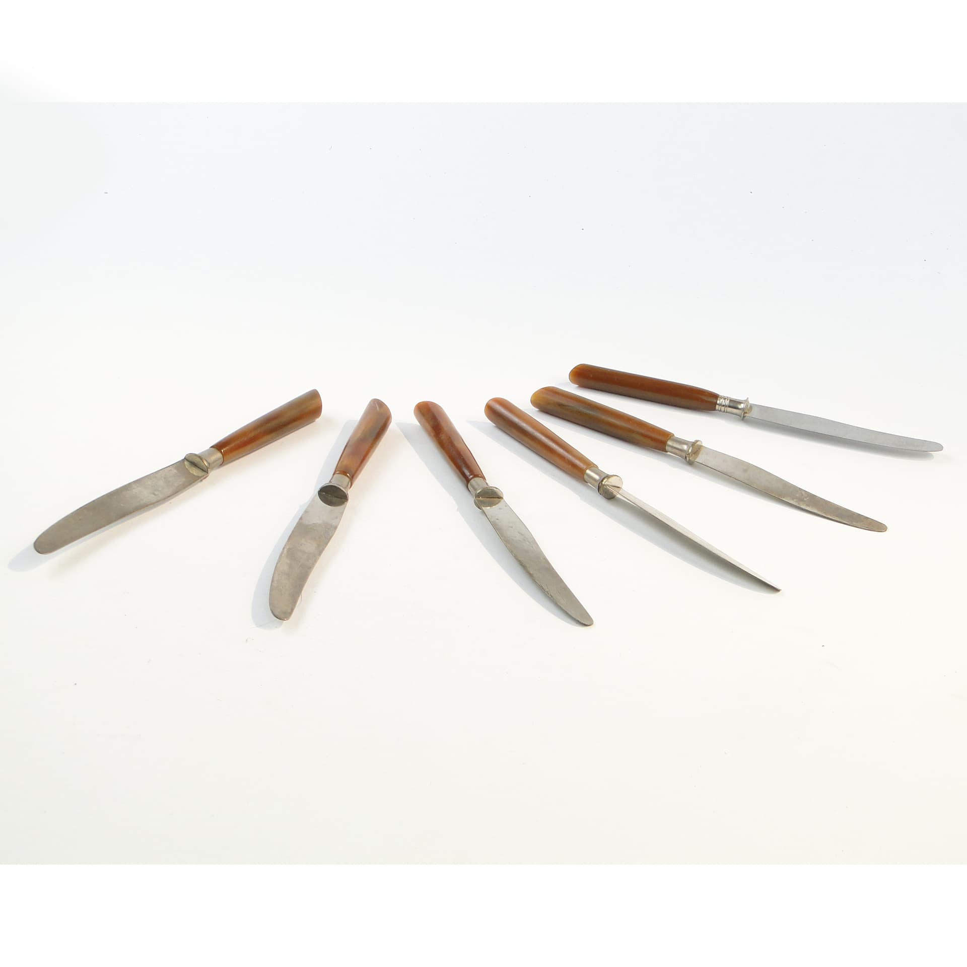 Knife set, mid-century modern, brown bakelite, Sweden, 1950s. - 98774