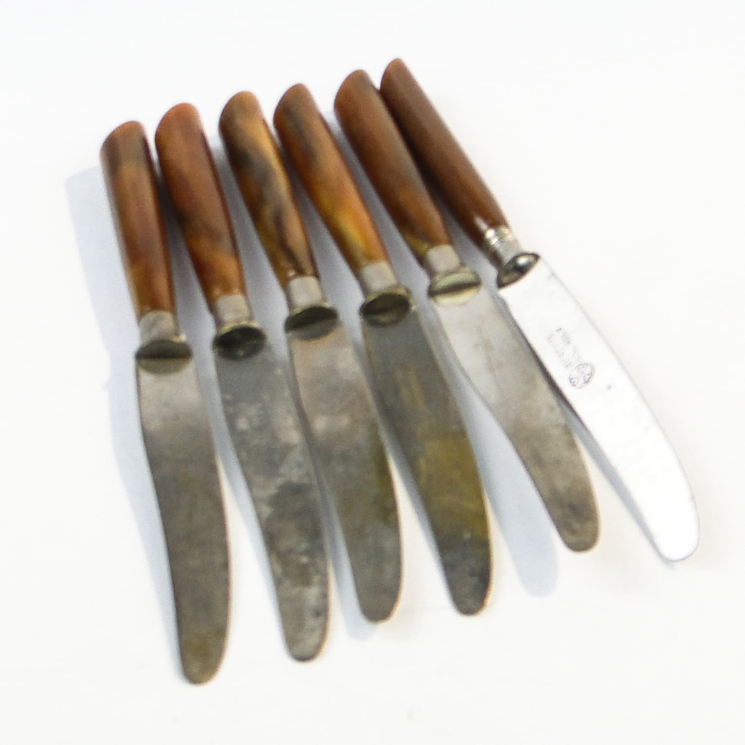 Knife set, mid-century modern, brown bakelite, Sweden, 1950s. - 98772