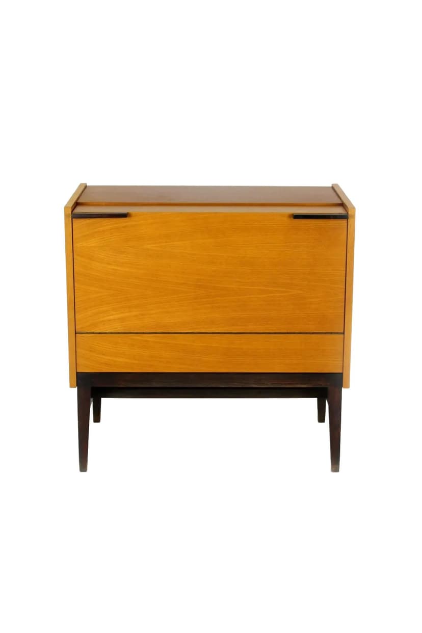 Komoda Mid-Century Modern, jesion jasnobrązowy, mahoń ciemnobrązowy, UP Závody, Czechosłowacja, lata 70.