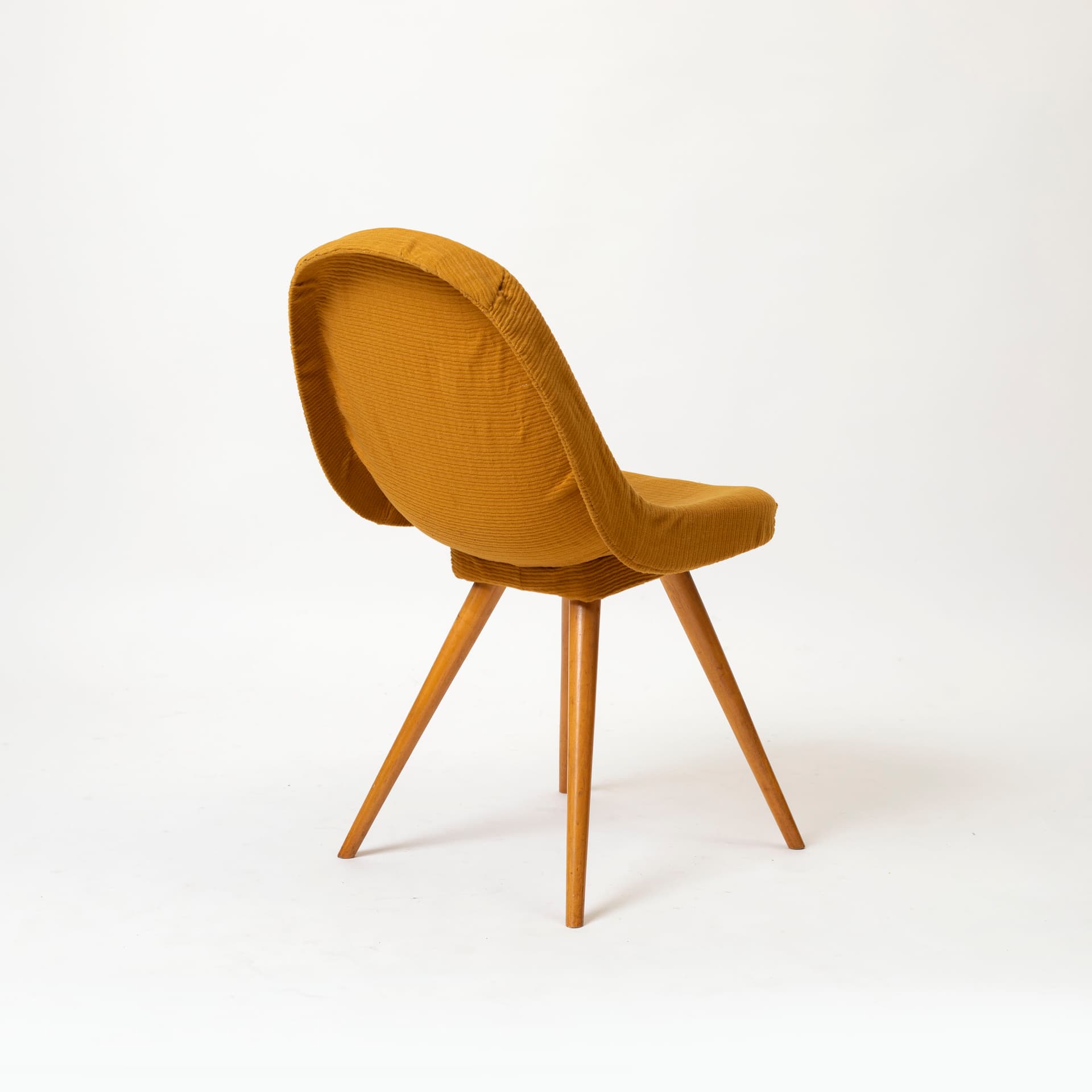 Komplet czterech krzeseł, żółty, drewno, proj. F. Jirak, Czechosłowacja, lata 60. - 98435