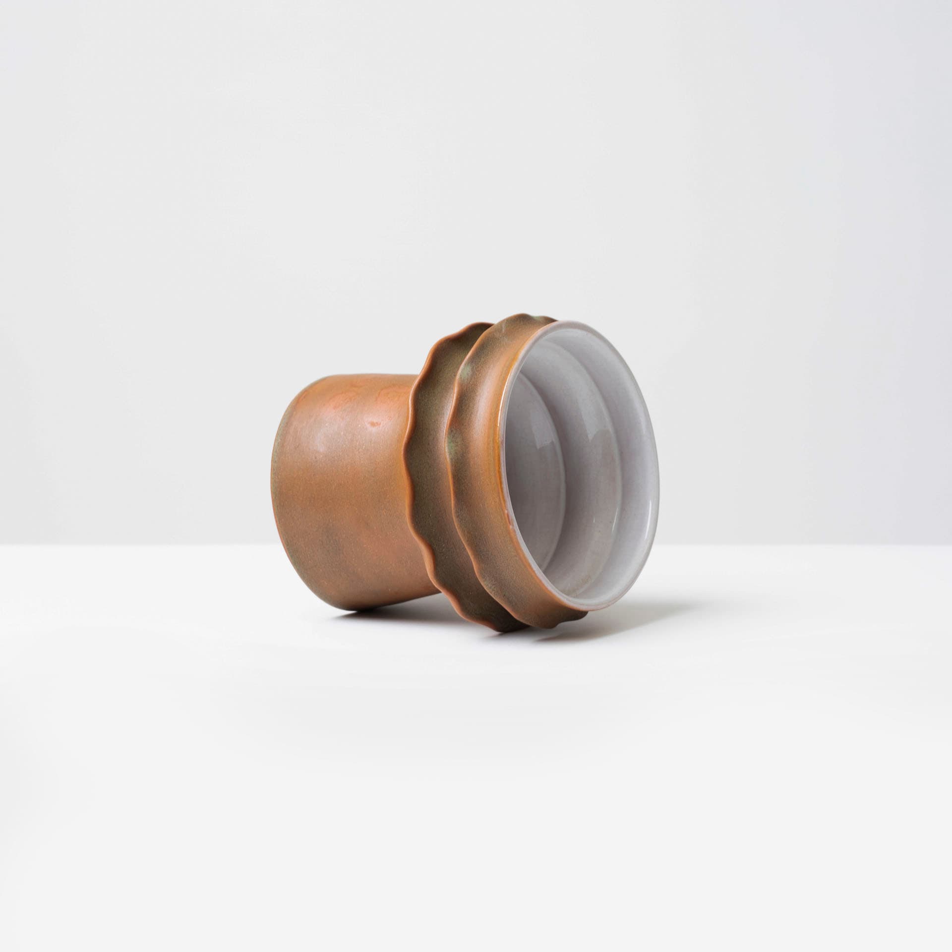 Wazon, brązowy jasny, ceramika, Czechosłowacja, lata 60. - 98675