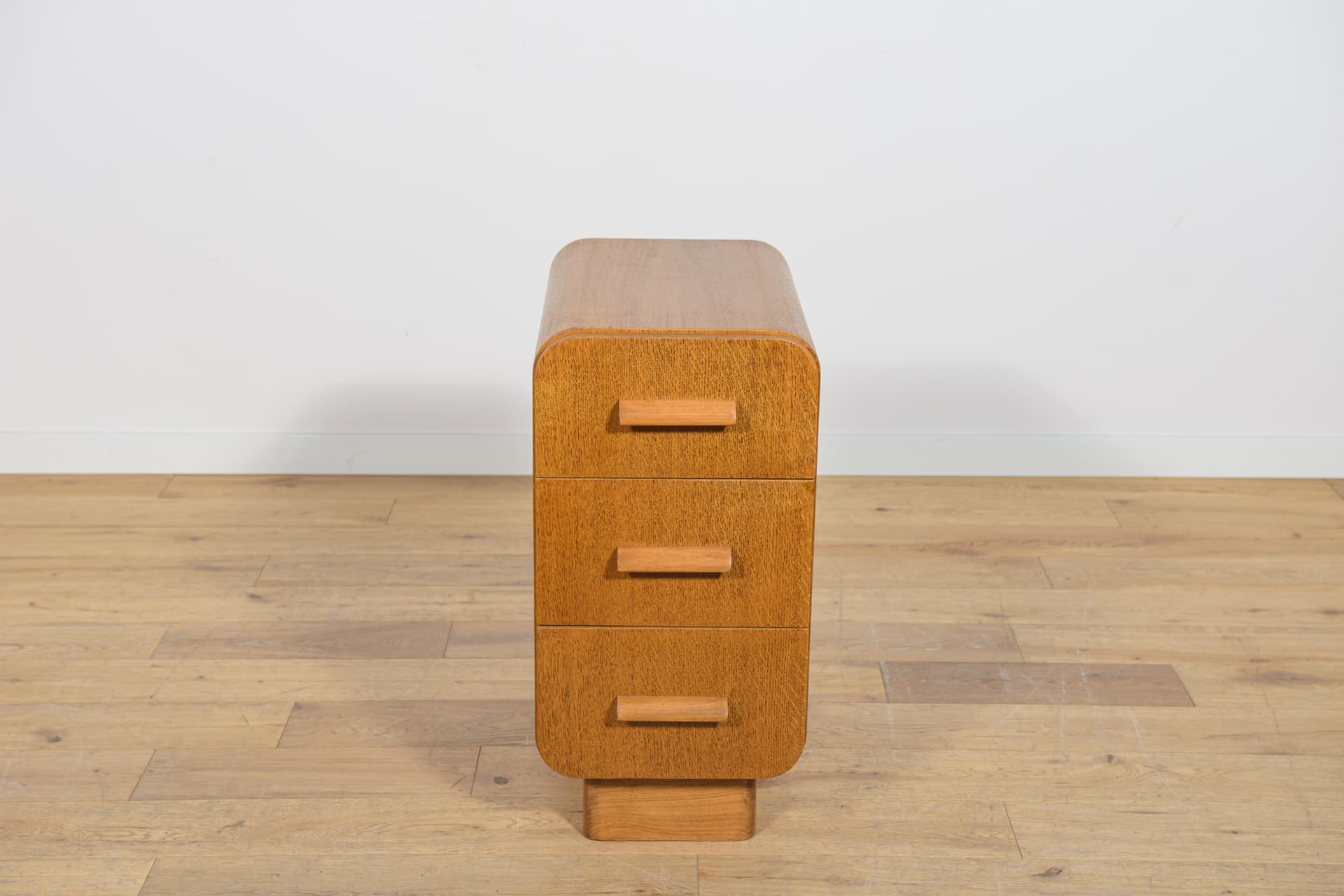 Para szafek nocnych Art Deco, Former, Czechosłowacja, lata 50. - 98993