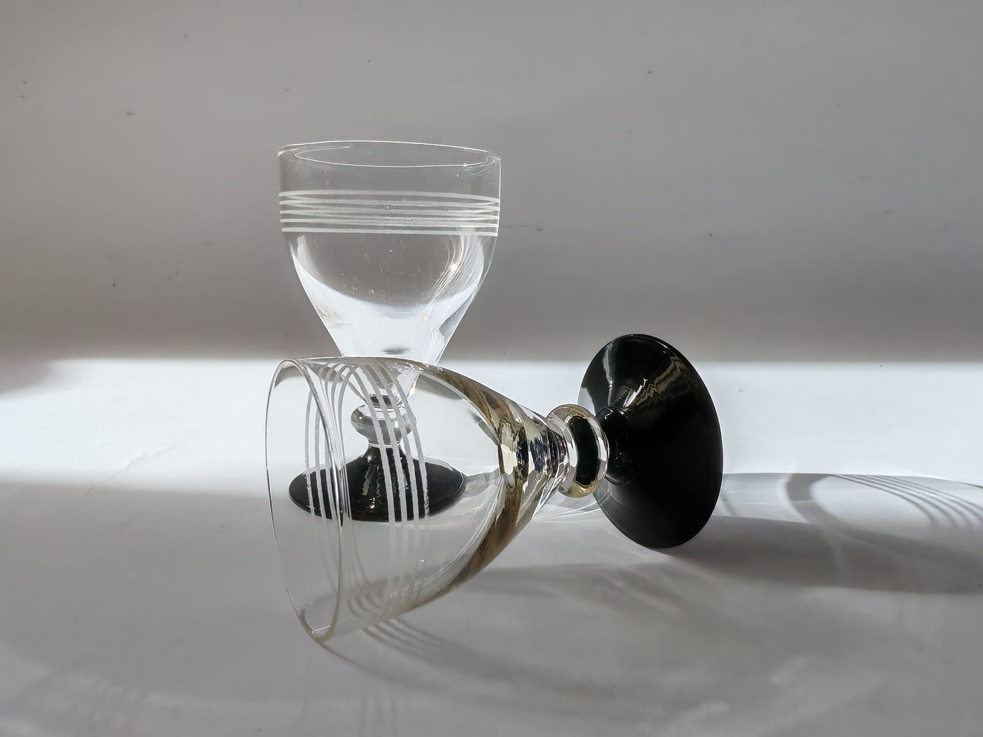 Zestaw sześciu kieliszków Hørsholm, szkło przezroczyste czarne, Holmegaard, Dania, lata 40. - 99250