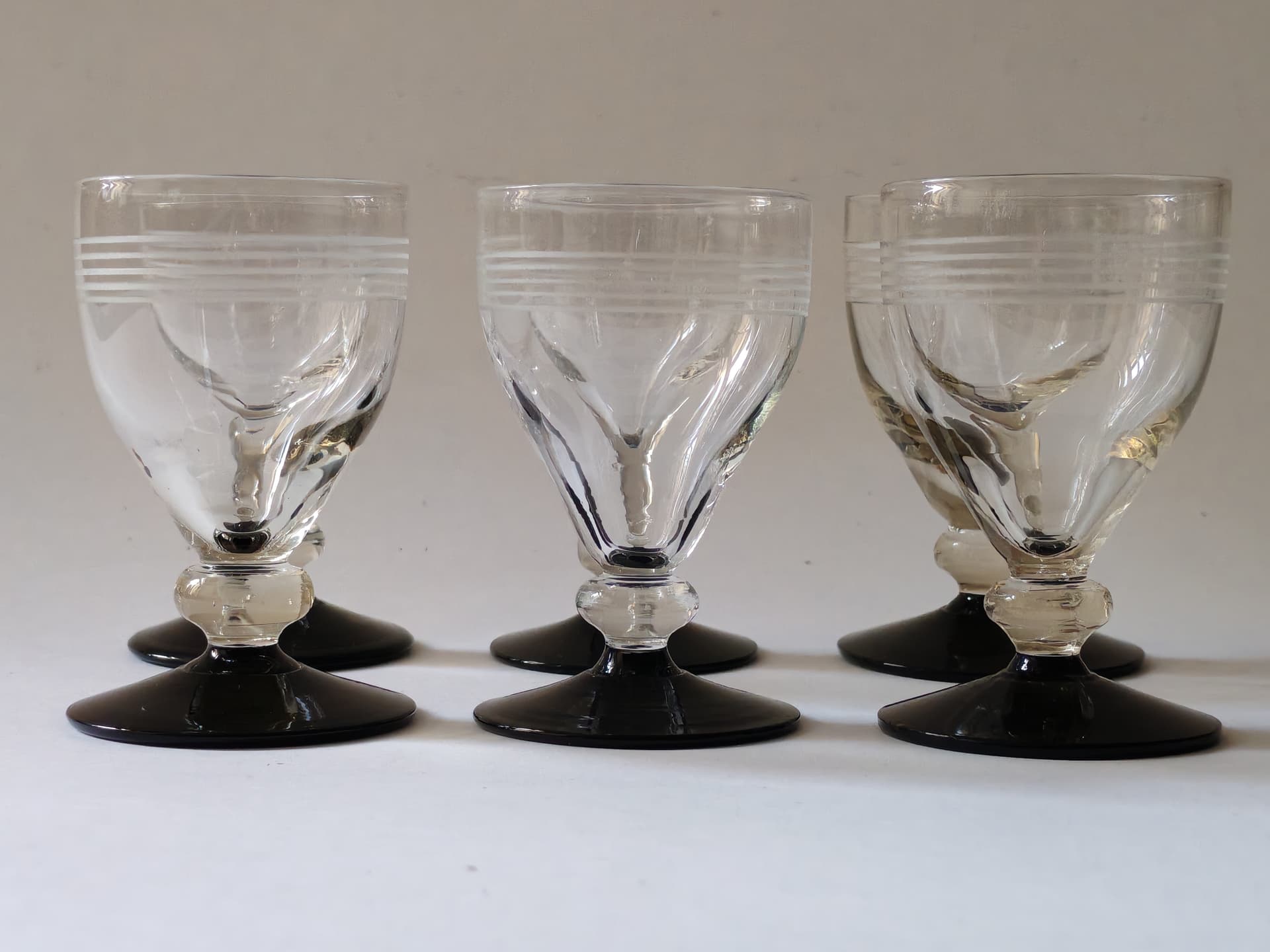 Zestaw sześciu kieliszków Hørsholm, szkło transparentne czarne, Holmegaard, Dania, lata 40. - 99303