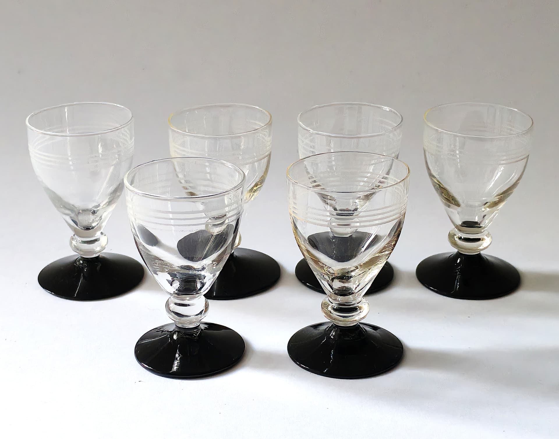 Zestaw sześciu kieliszków Hørsholm, szkło transparentne czarne, Holmegaard, Dania, lata 40. - 99296