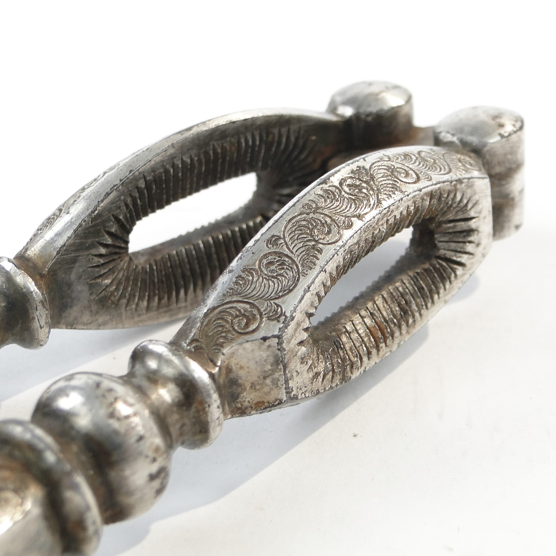 Secesyjny dziadek do orzechów, stal srebrna, Polska, pocz. XX w. - 101238