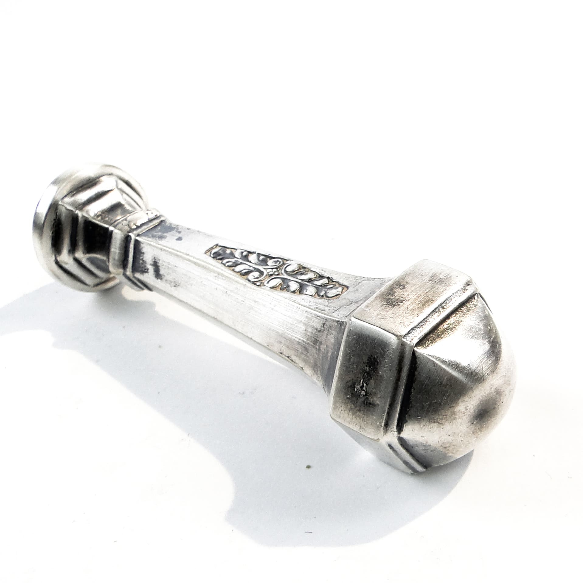 Stempel biurkowy Art Nouveau, mosiądz srebrzony, Austria, pocz. XX w. - 102249