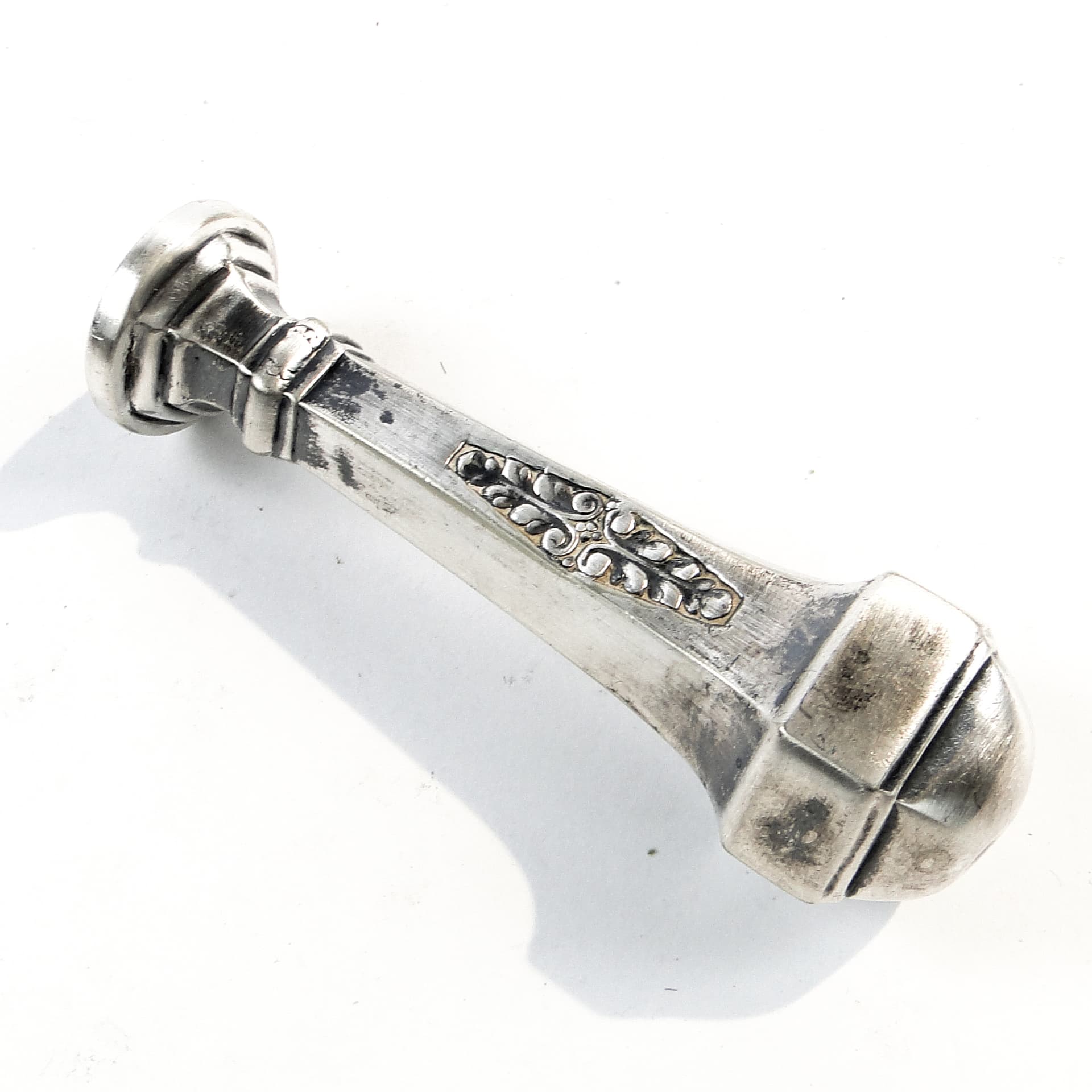 Stempel biurkowy Art Nouveau, mosiądz srebrzony, Austria, pocz. XX w. - 102251