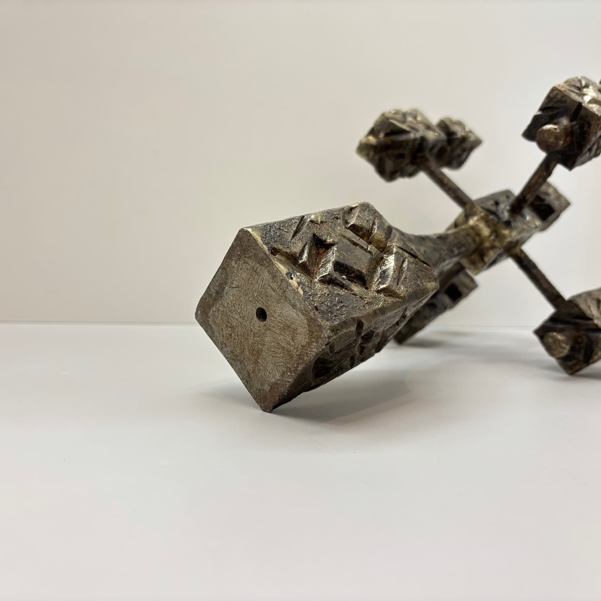 Świecznik brutalistyczny, stal brązowy ciemny, Dania, lata 70. - 102529