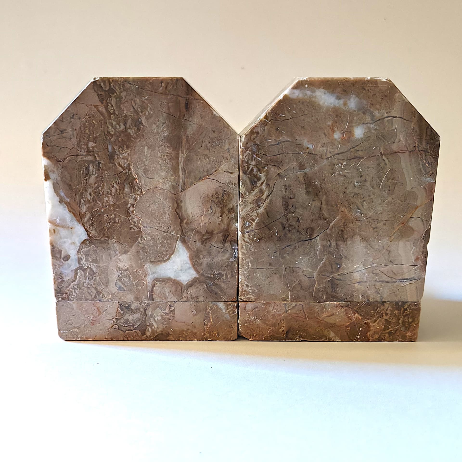 Para podpórek do książek Art Déco, marmur brązowy, onyks czarny, onyks zielony, Belgia, lata 30. - 103553