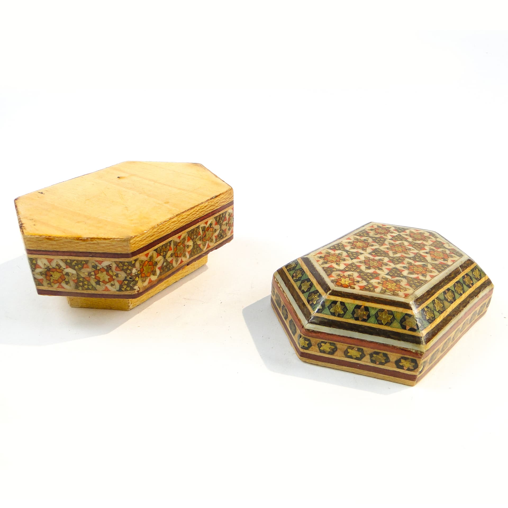 Oriental Mosaic Pillbox, wood, Poland, 1970s - 103601