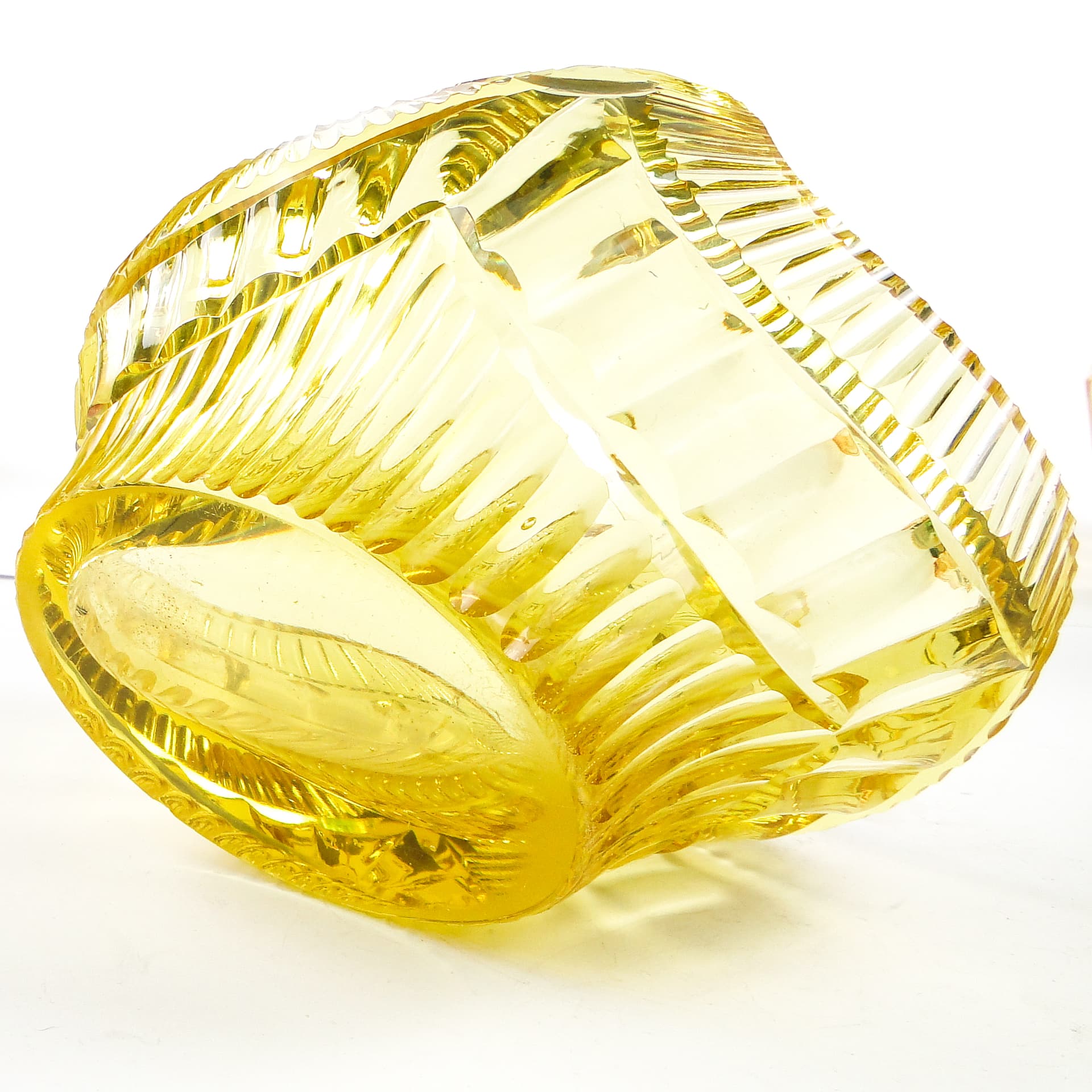 Art Deco jardiniere, lemon crystal, by R. Hlousek, Moser, Czechoslovakia, 1930s. - 103690