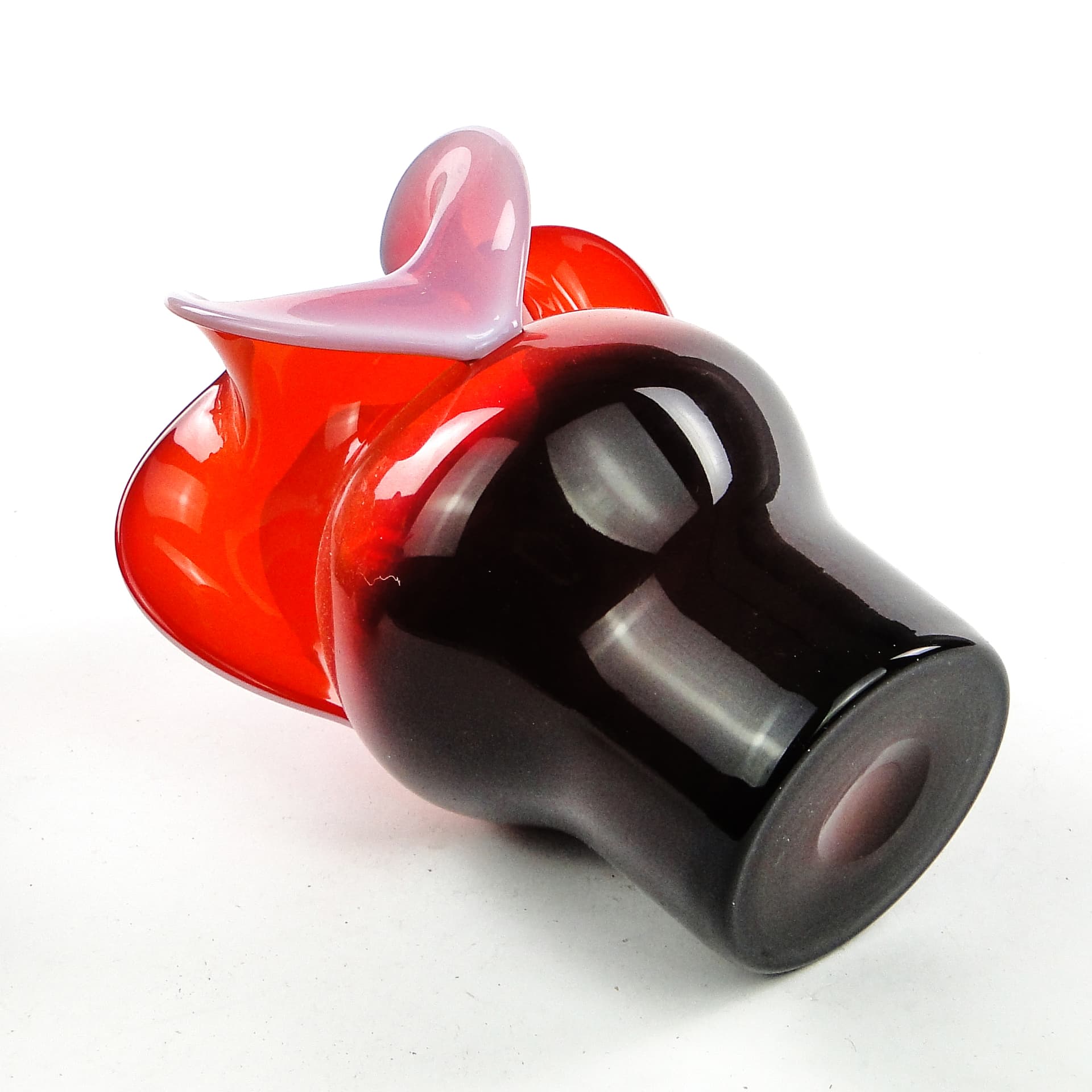 Wazon Osiołek, szkło czerwone, proj. C. Zuber, Polska, lata 70. - 103957