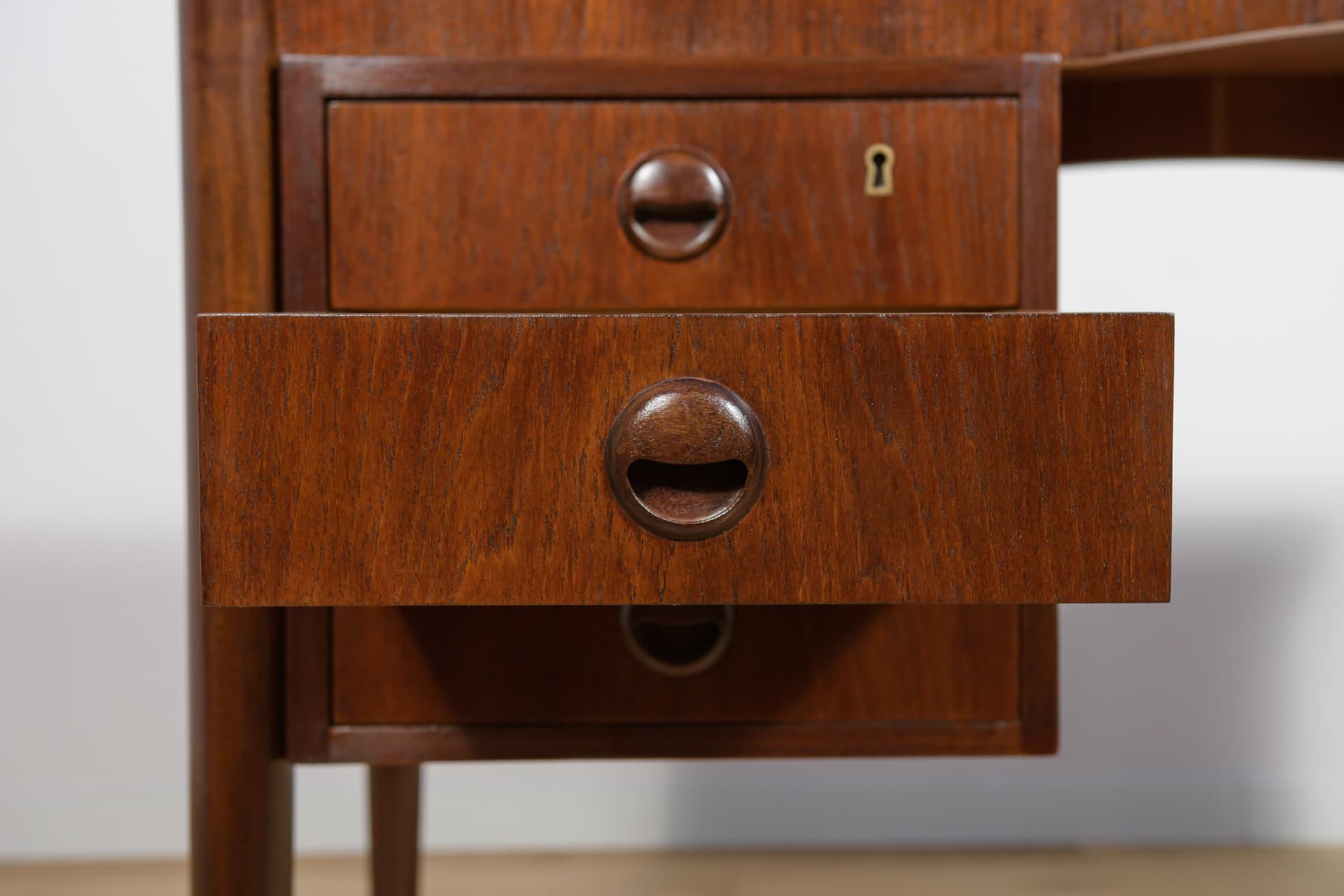 Biurko wolnostojące, Dania, lata 60. - 103975