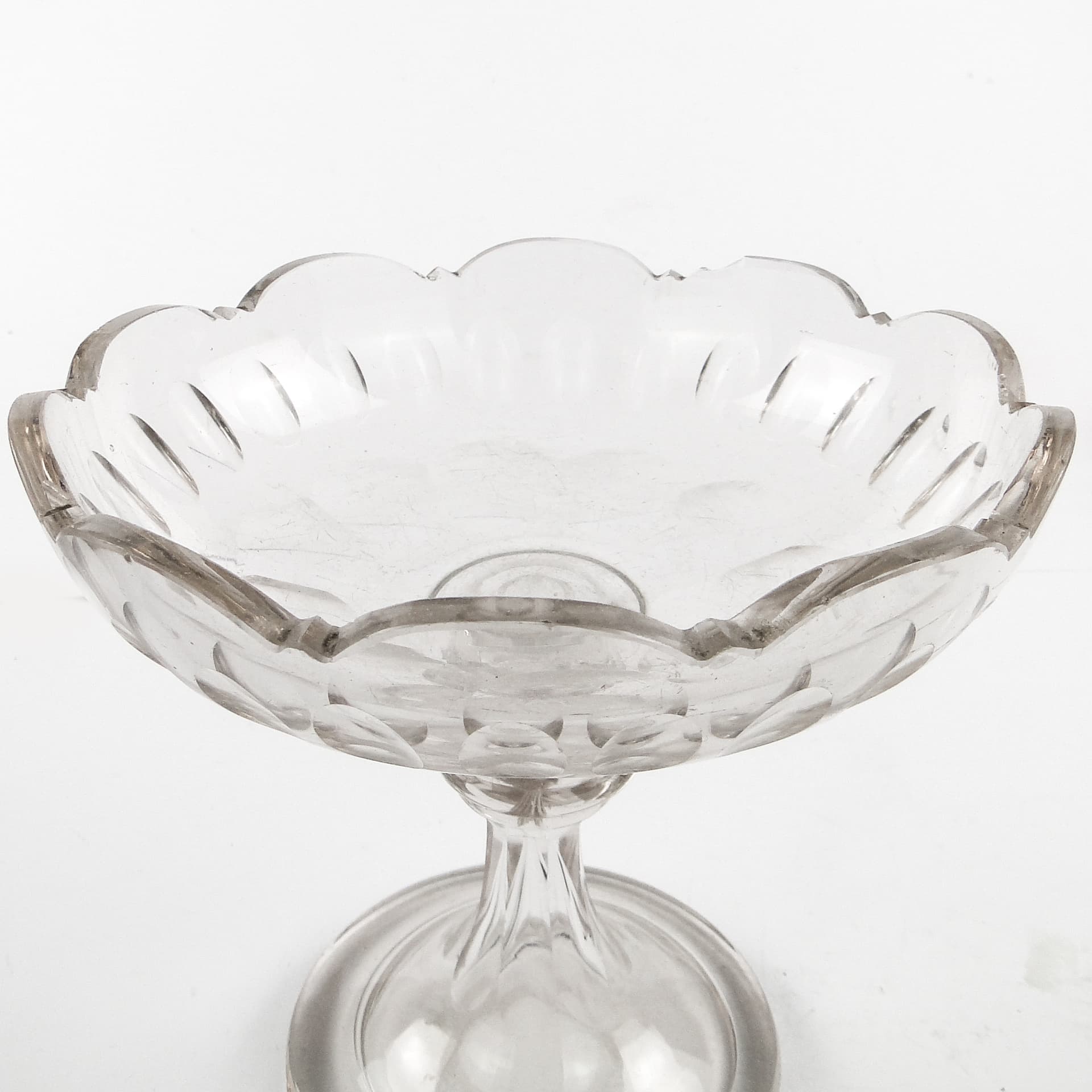 Biedermeier centerpiece, clear crystal, Czech Republic, 19th c. - 105047