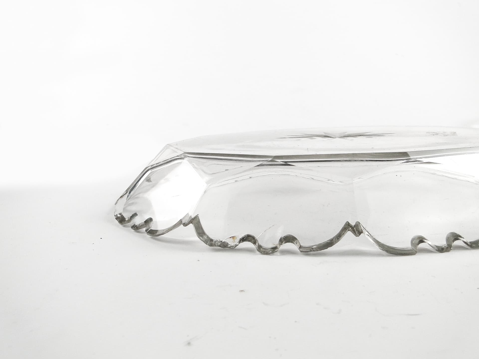 Patera Biedermeier, kryształ transparentny, Czechy, XIX w. - 105114